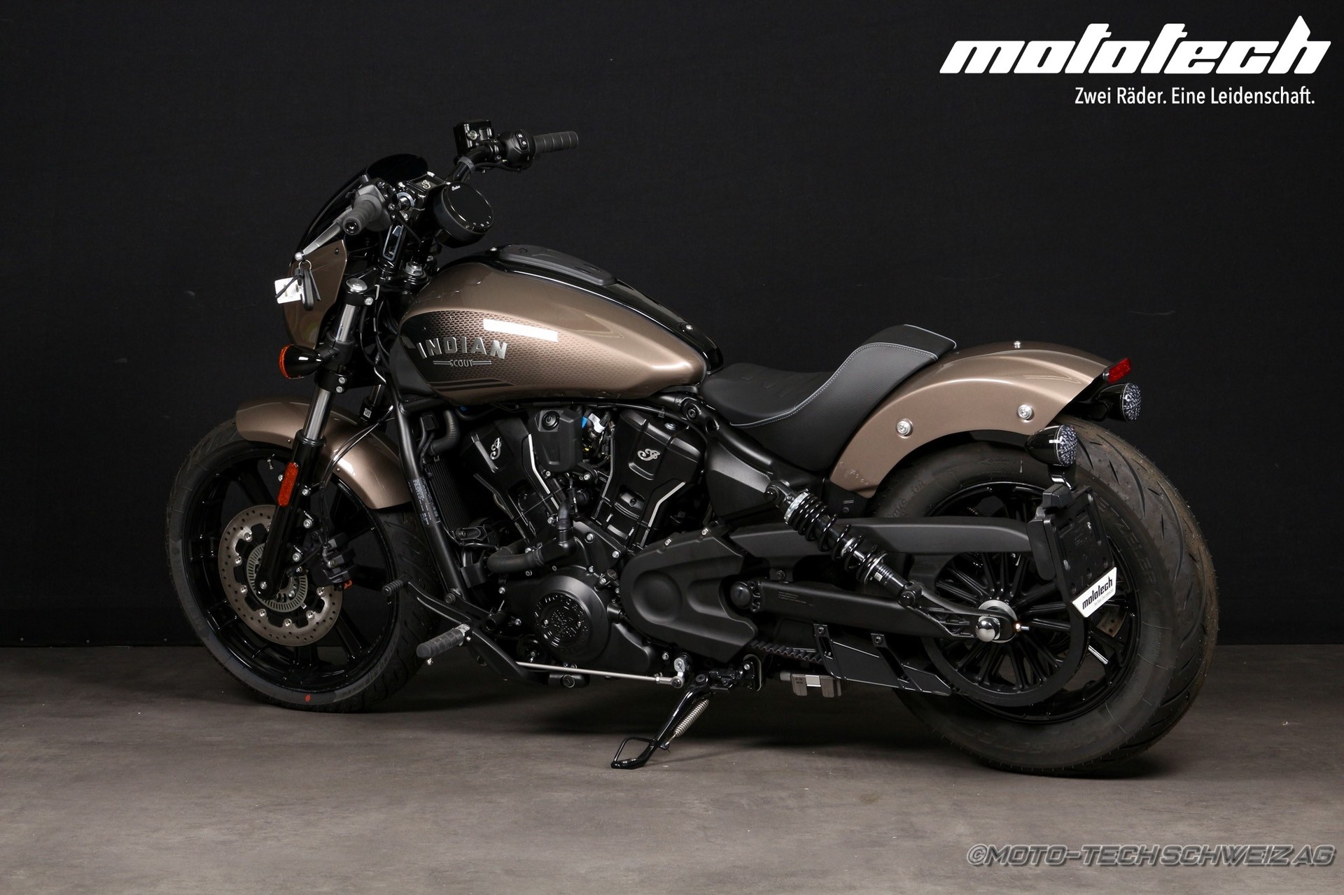 INDIAN Scout Sport-showroom-element-2