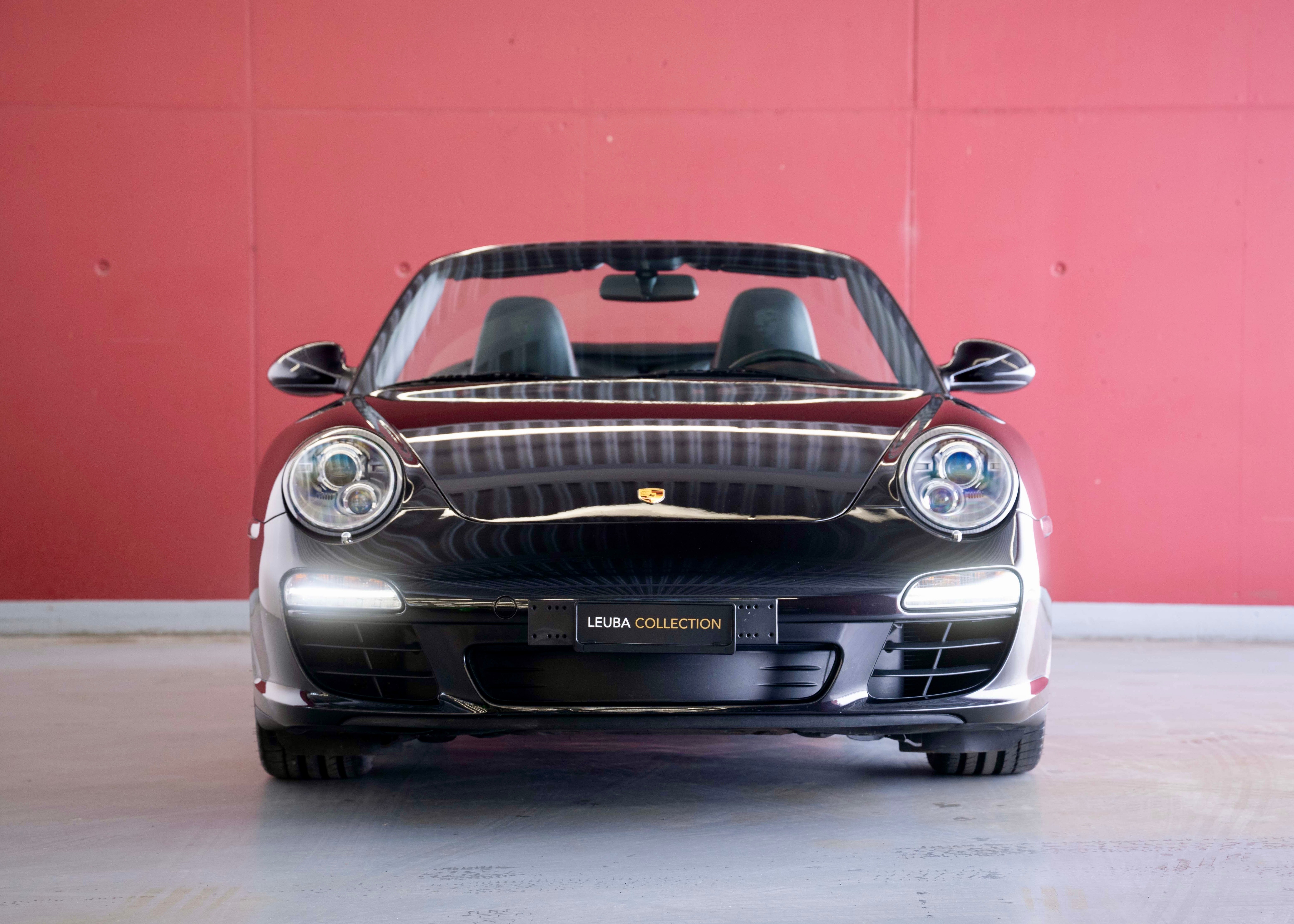 Image PORSCHE 911 911 Cabrio Carrera S (2nd hand, manual transmission, fantastic condition, low mileage, Porsche Exclusive options)