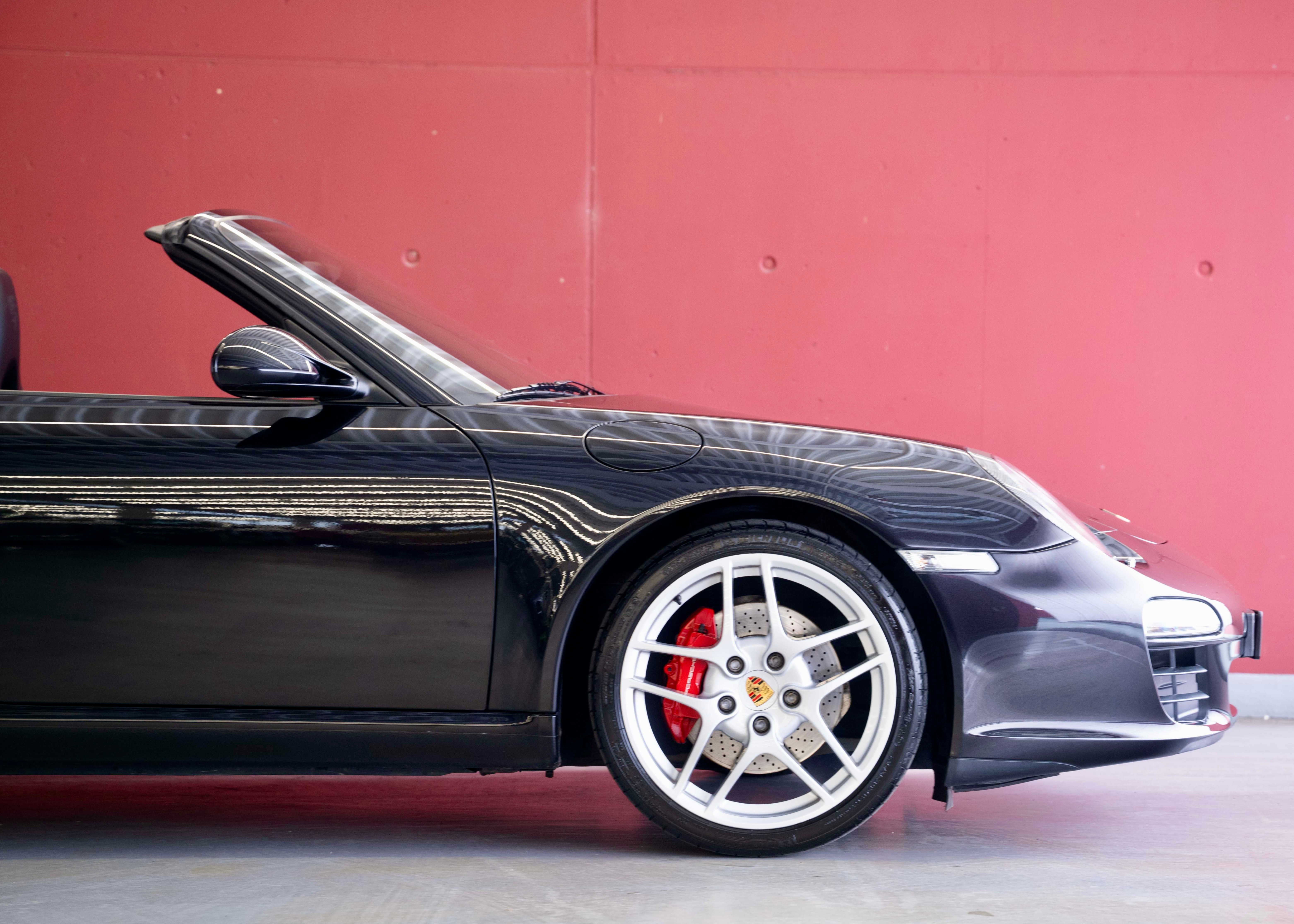 Image PORSCHE 911 911 Cabrio Carrera S (2nd hand, manual transmission, fantastic condition, low mileage, Porsche Exclusive options)