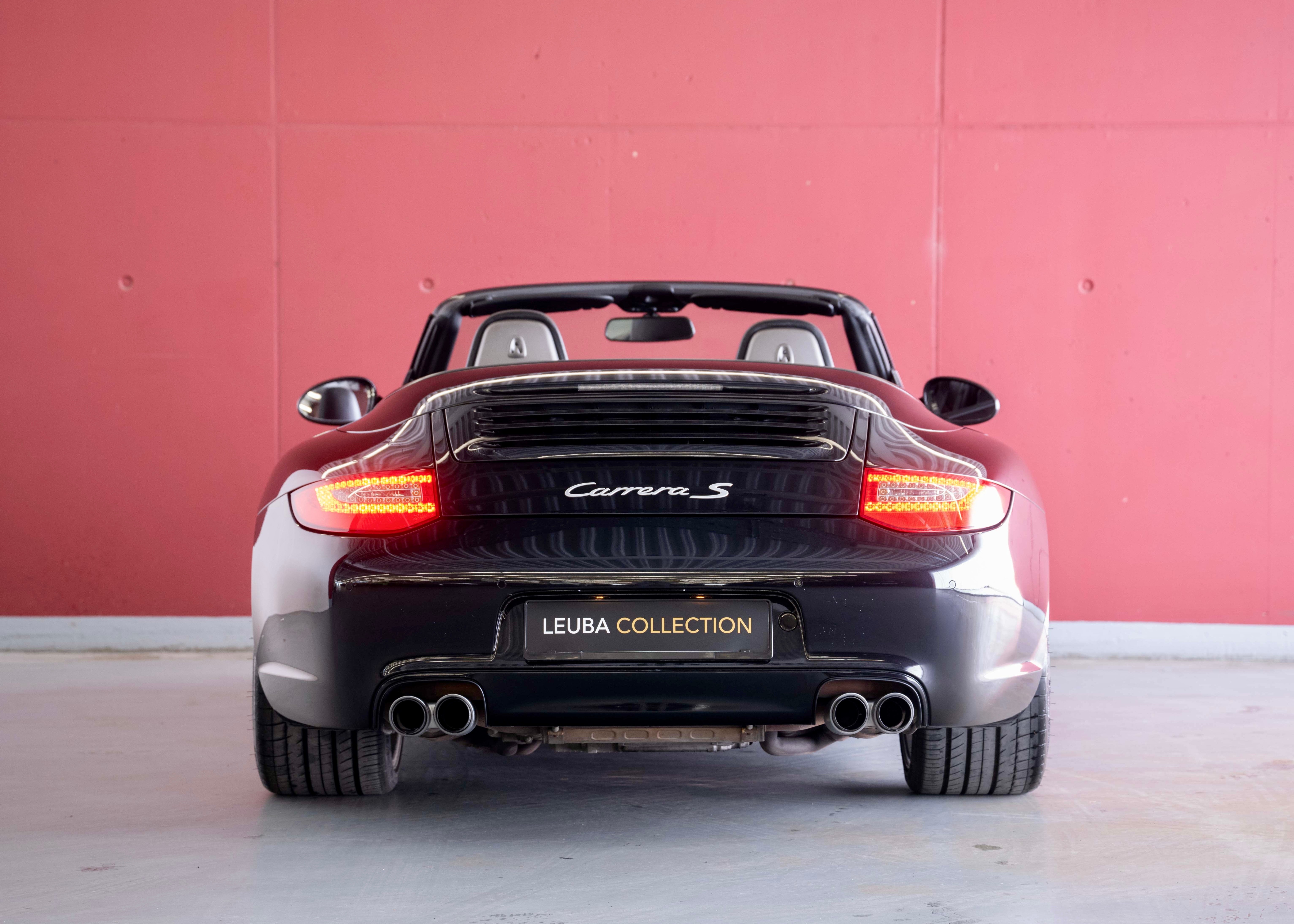 Image PORSCHE 911 911 Cabrio Carrera S (2nd hand, manual transmission, fantastic condition, low mileage, Porsche Exclusive options)