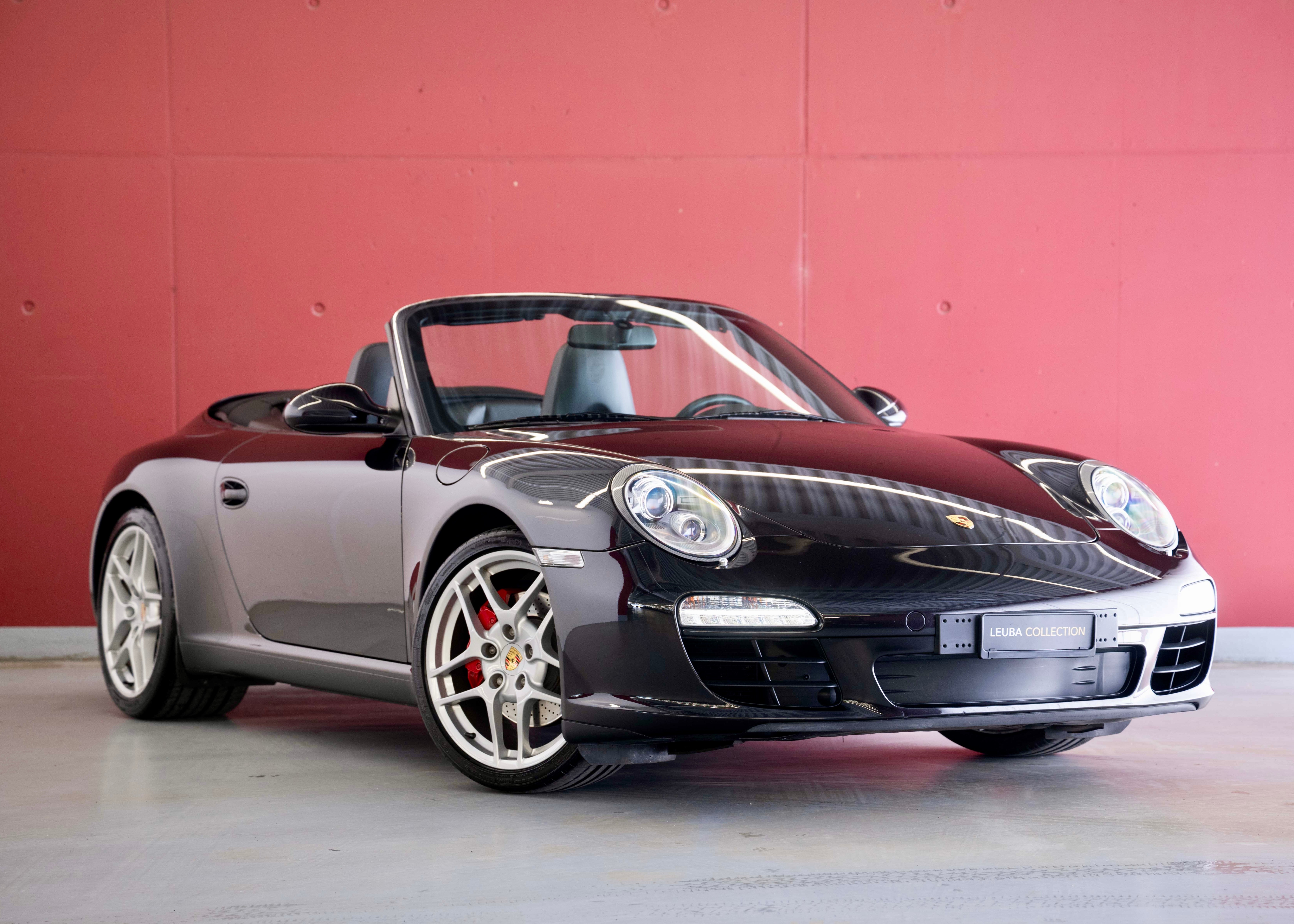 Photo PORSCHE 911 911 Cabrio Carrera S (2nd hand, manual transmission, fantastic condition, low mileage, Porsche Exclusive options)