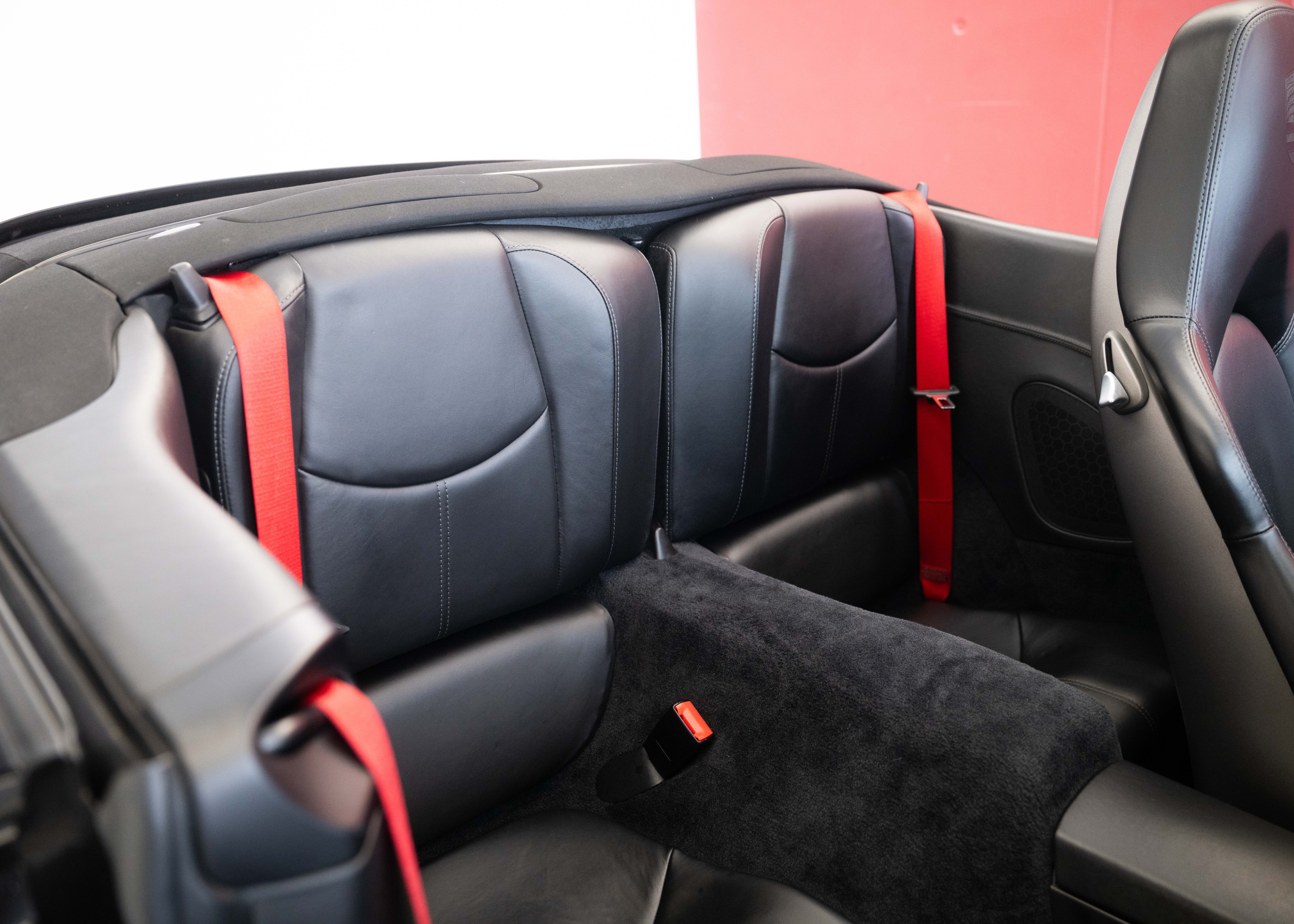 Image PORSCHE 911 911 Cabrio Carrera S (2nd hand, manual transmission, fantastic condition, low mileage, Porsche Exclusive options)