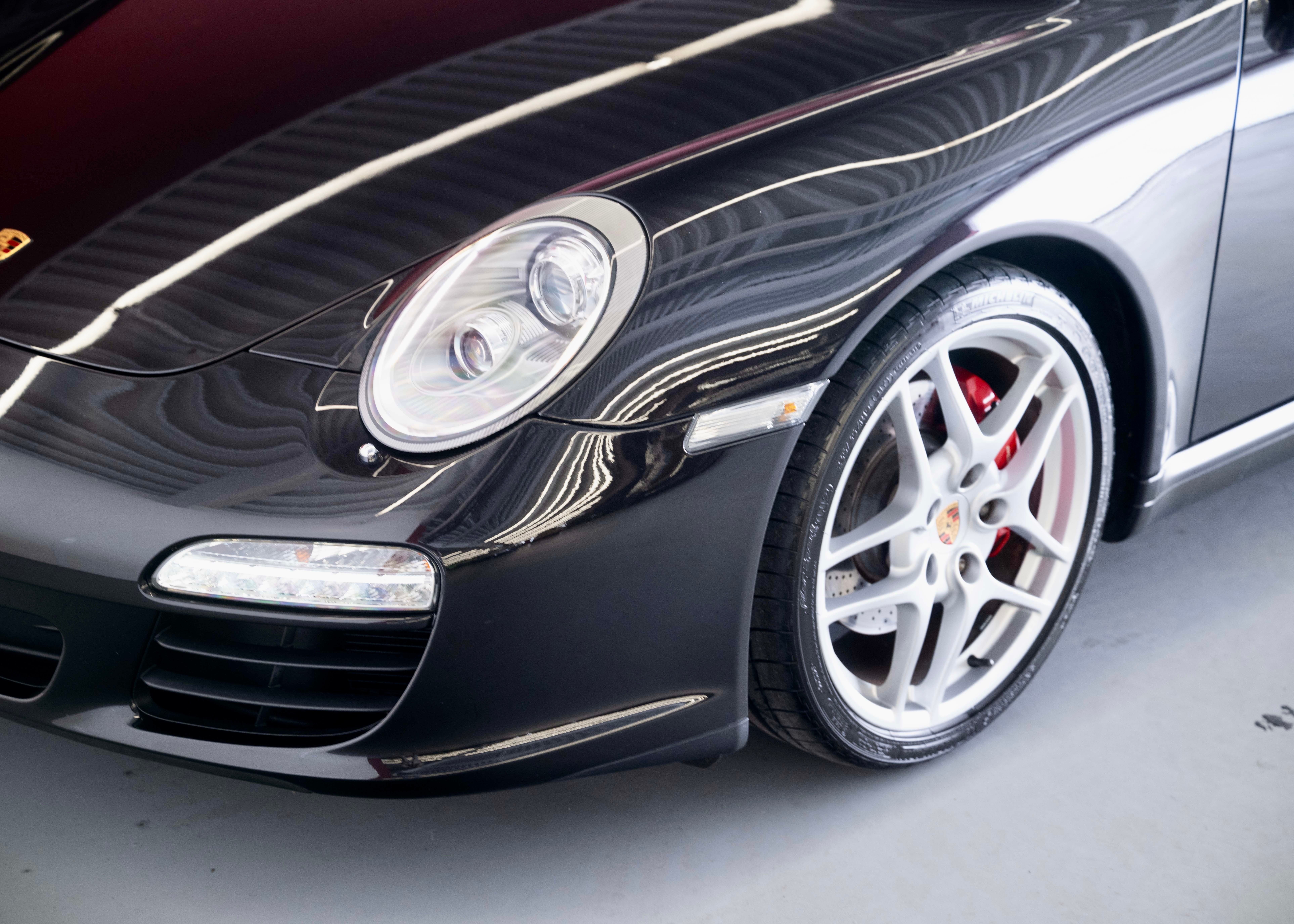 Image PORSCHE 911 911 Cabrio Carrera S (2nd hand, manual transmission, fantastic condition, low mileage, Porsche Exclusive options)