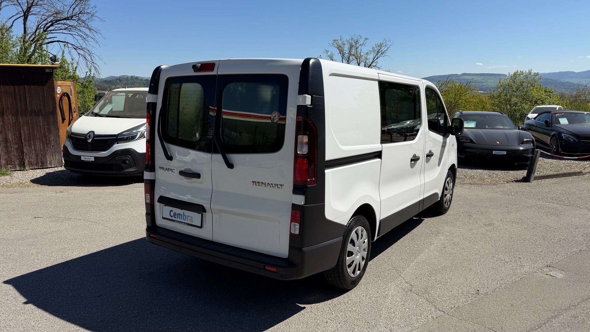 RENAULT Trafic 2.0 Energy dCi 120 3.0t Business L1H1-image-6