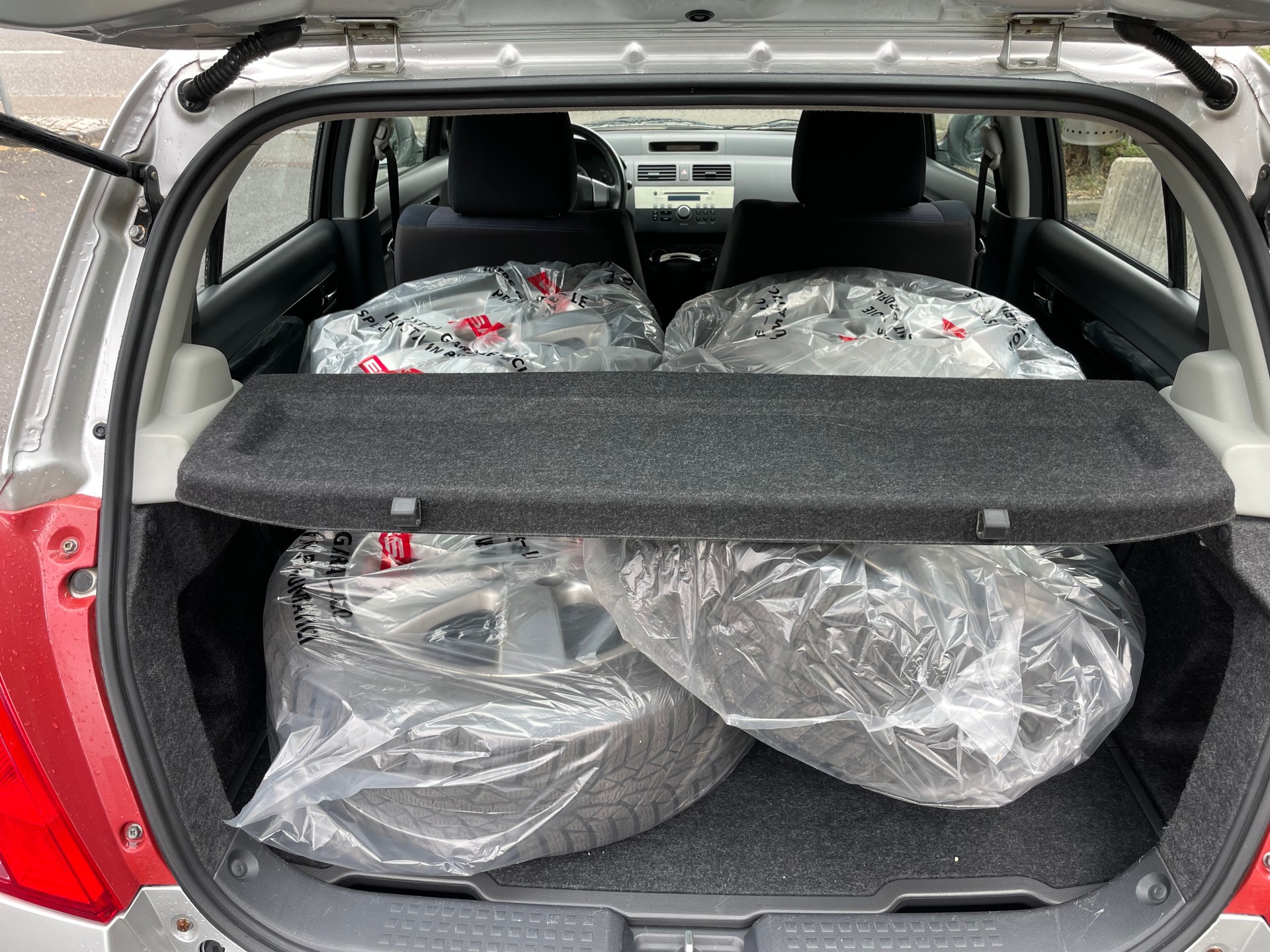 SUZUKI Swift 1.3i 16V GL Top 4x4-image-5