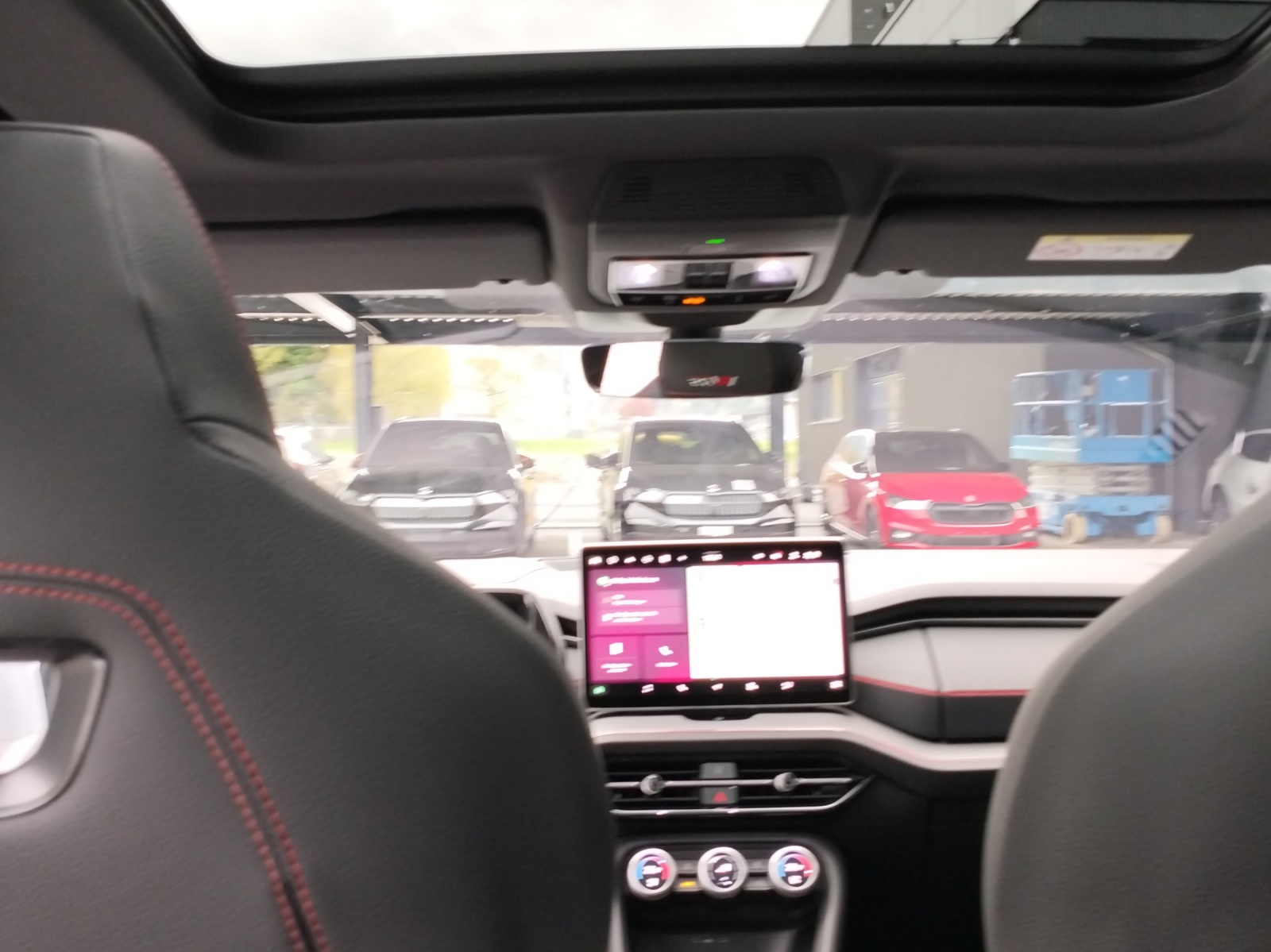 SKODA Kodiaq 2.0 TSI RS 4x4-image-7