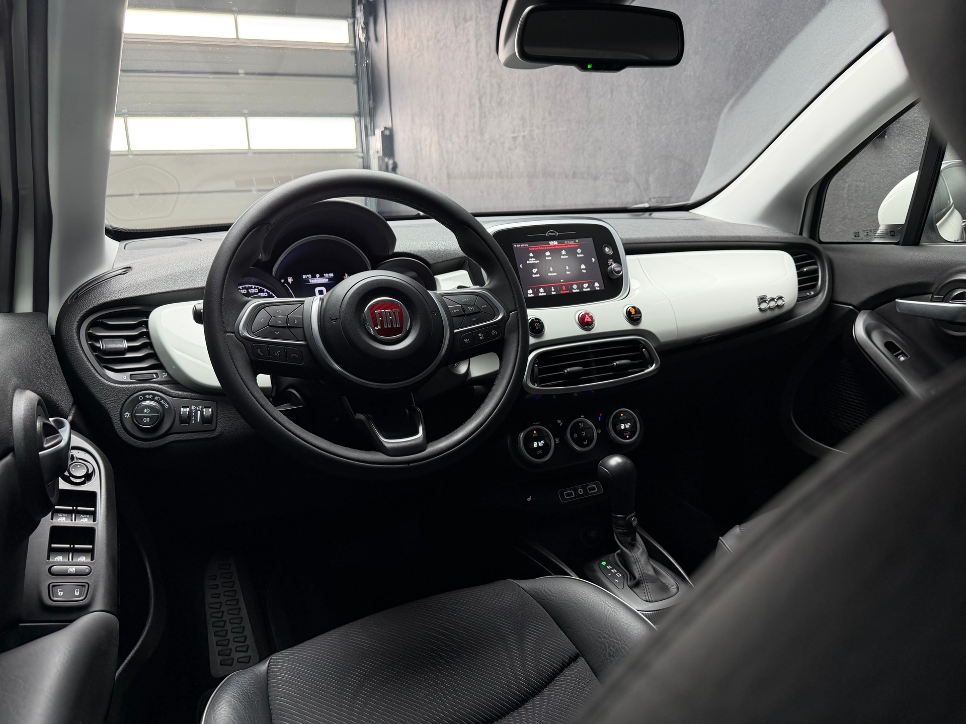 FIAT 500X 1.3 TBGSE City Cross-image-5