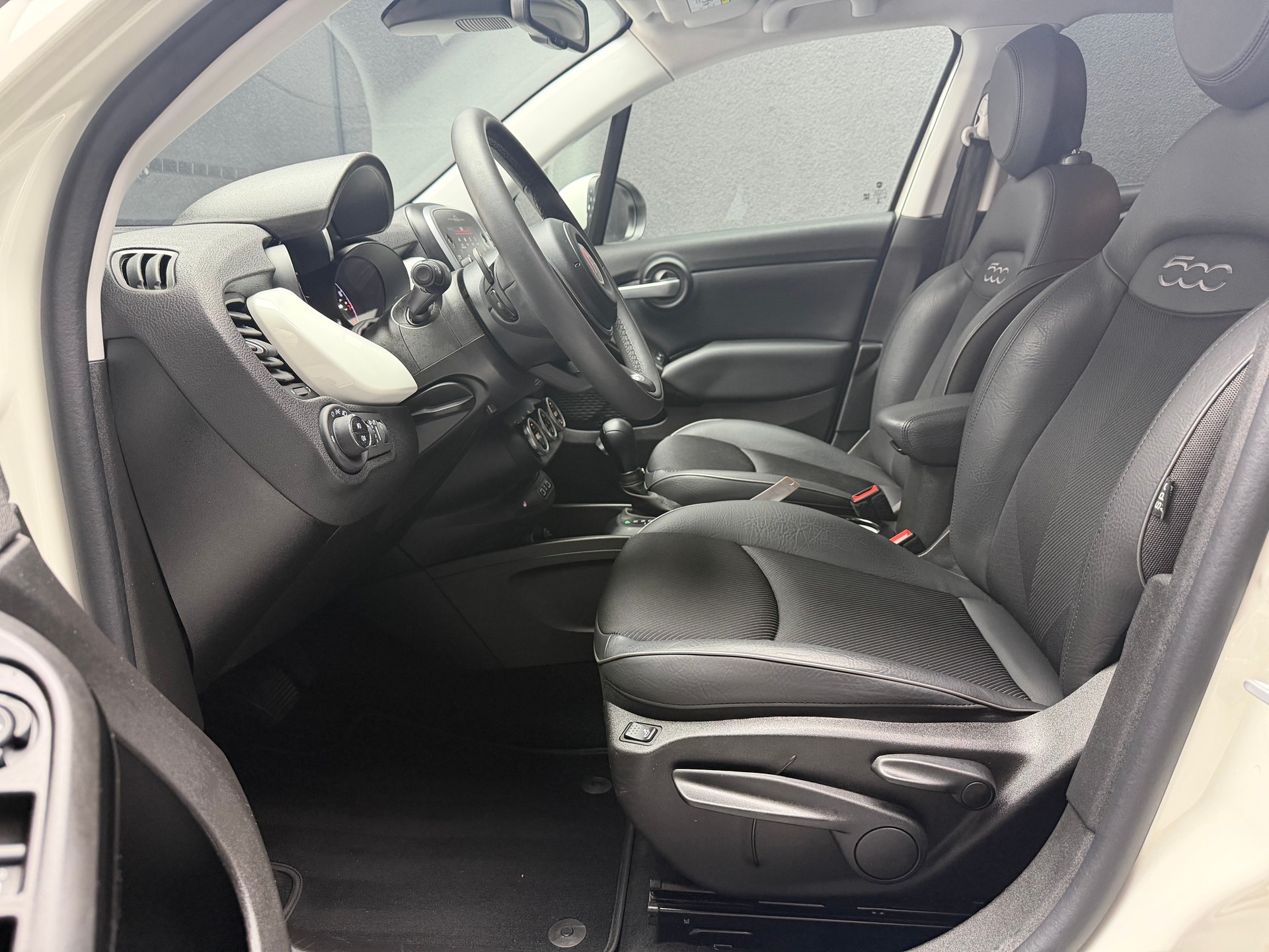 FIAT 500X 1.3 TBGSE City Cross-image-4