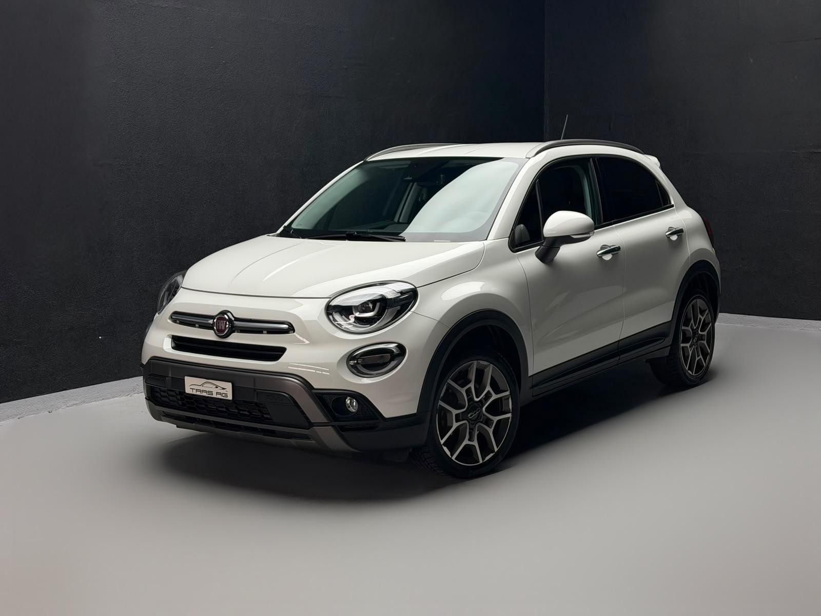 FIAT 500X 1.3 TBGSE City Cross-image-0