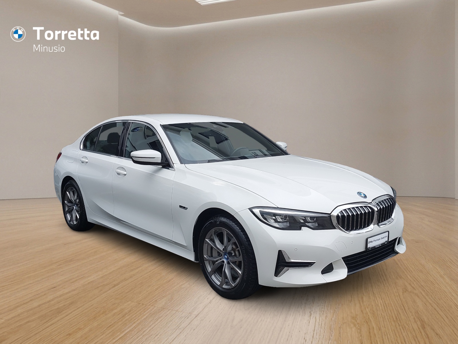 BMW 330e xDrive Luxury Line Steptronic-image-7