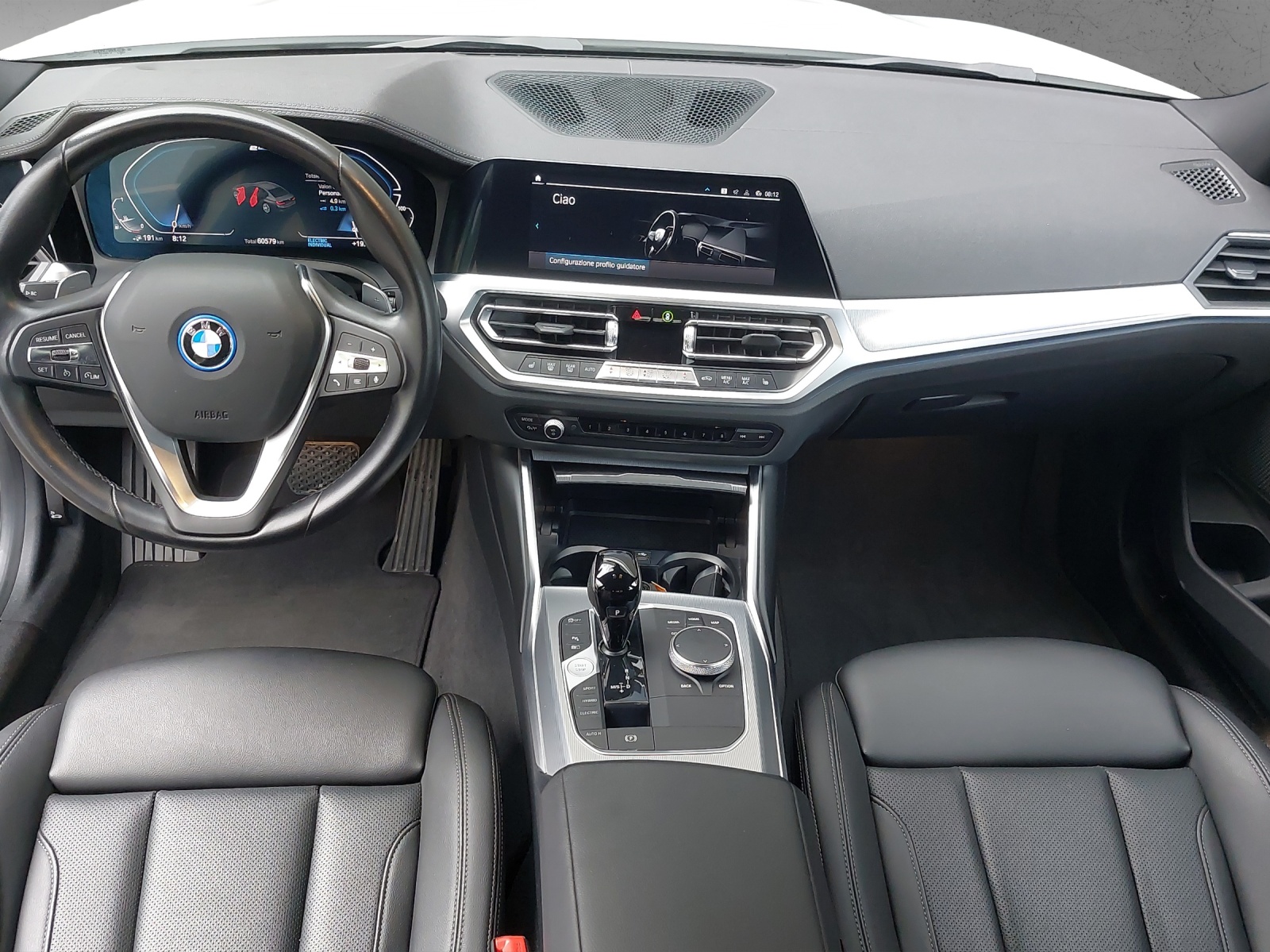 BMW 330e xDrive Luxury Line Steptronic-image-14