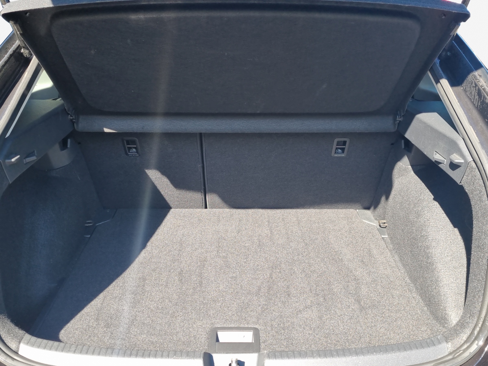 VW Taigo 1.0 TSI Life DSG-image-12