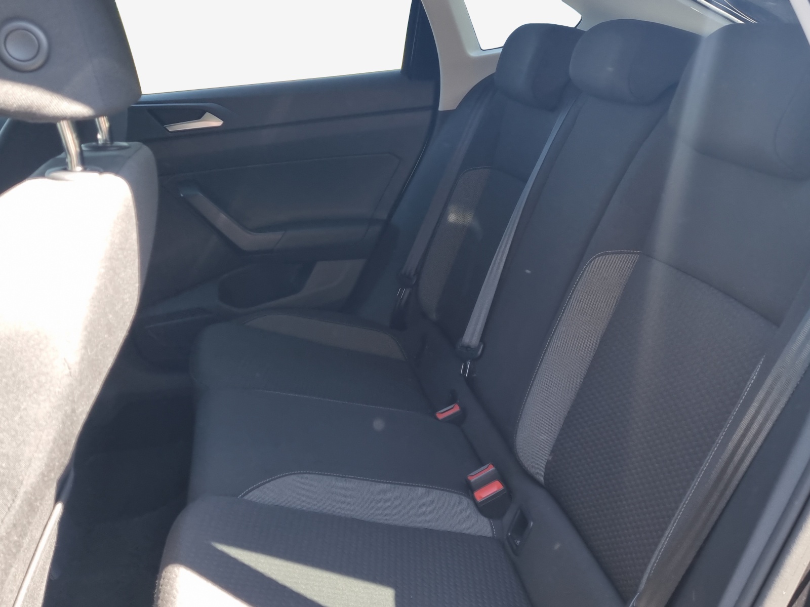 VW Taigo 1.0 TSI Life DSG-image-11