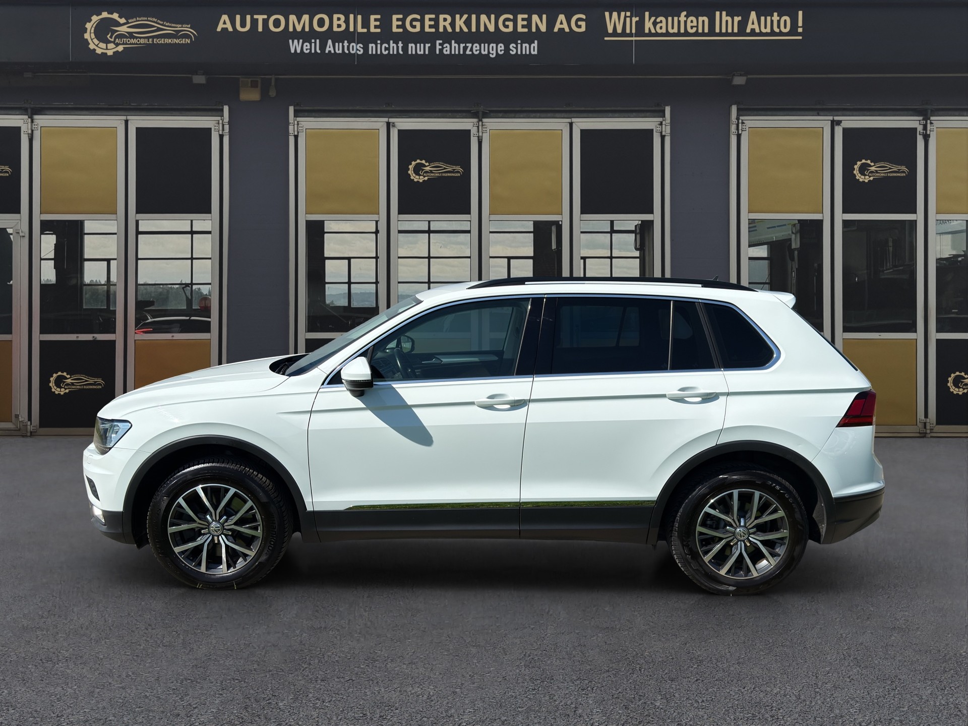 VW Tiguan 2.0TSI Comfortline 4Motion DSG-image-7