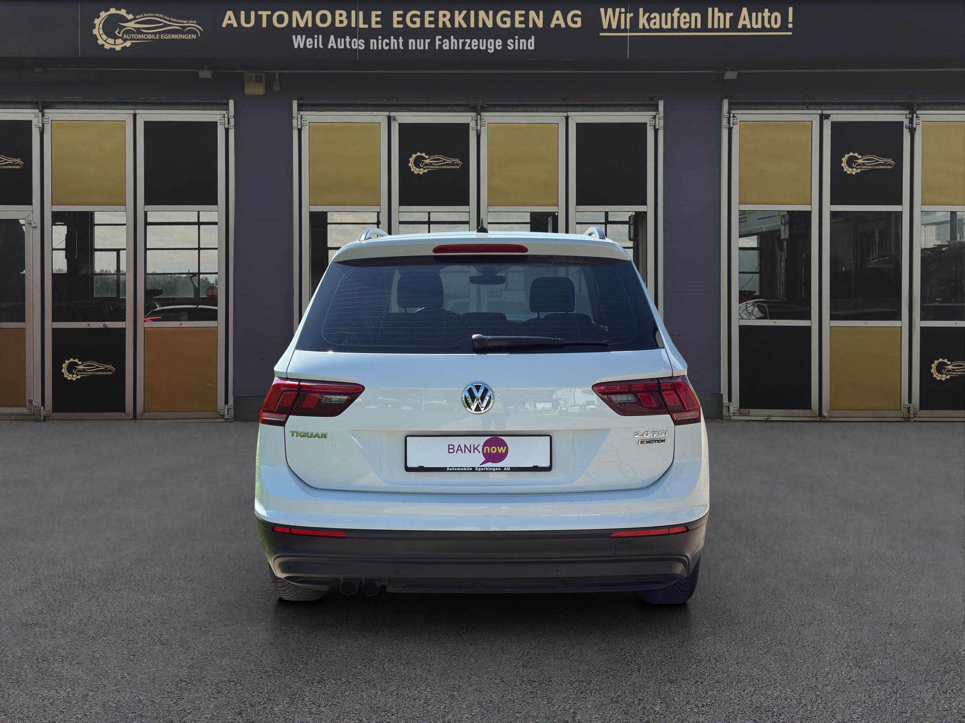 VW Tiguan 2.0TSI Comfortline 4Motion DSG-image-5