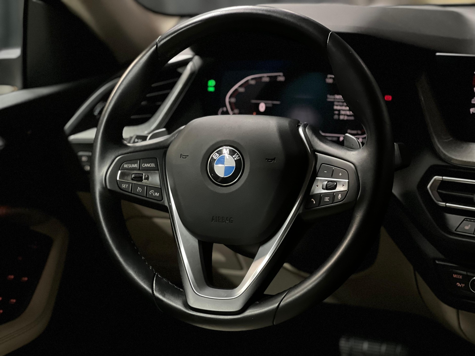BMW 220d Gran Coupé xDrive Luxury Line Steptronic / CH-FAHRZEUG / AUS ERSTER HAND /-image-15
