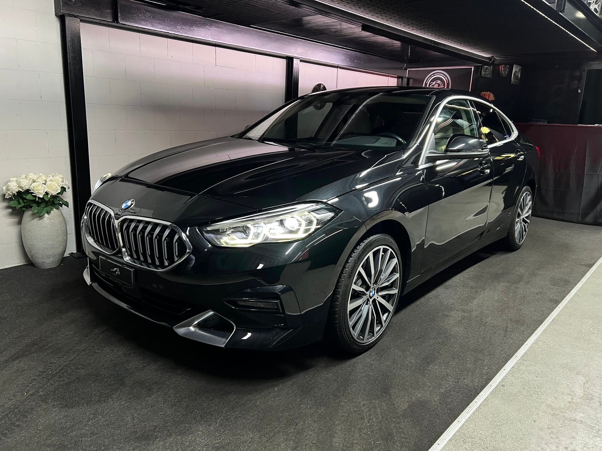 BMW 220d Gran Coupé xDrive Luxury Line Steptronic / CH-FAHRZEUG / AUS ERSTER HAND /-image-0