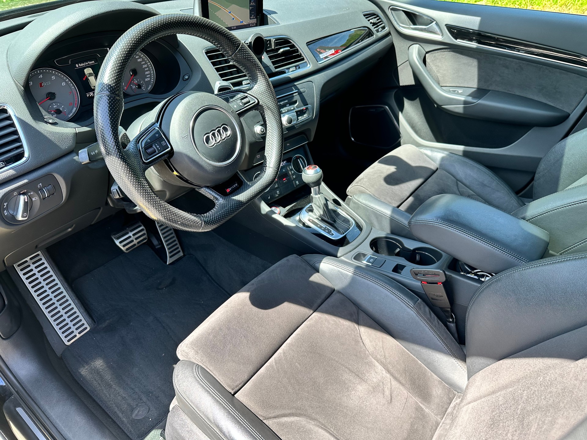 AUDI RS Q3 2.5 TFSI quattro S-tronic 408CV-image-19