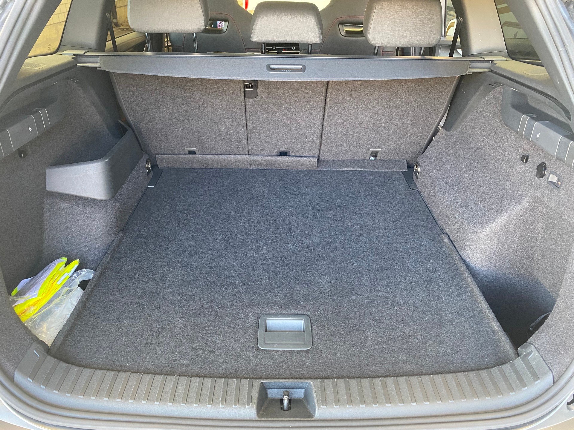 SKODA Kodiaq 2.0TSI RS 266PS 4x4 DSG **Top-Ausstattung**-image-7