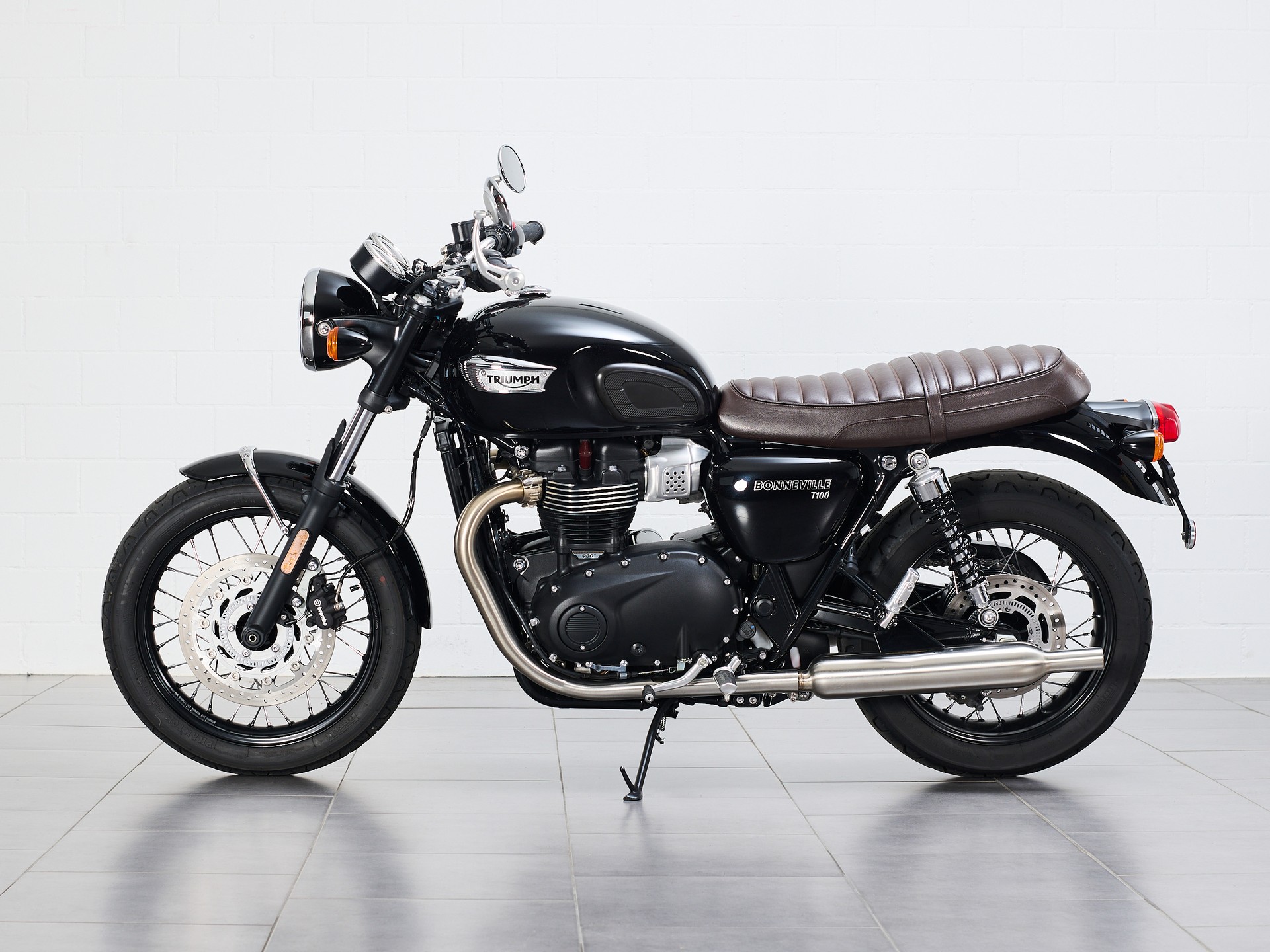 TRIUMPH Bonneville 900 T 100 (35kW)-showroom-element-2