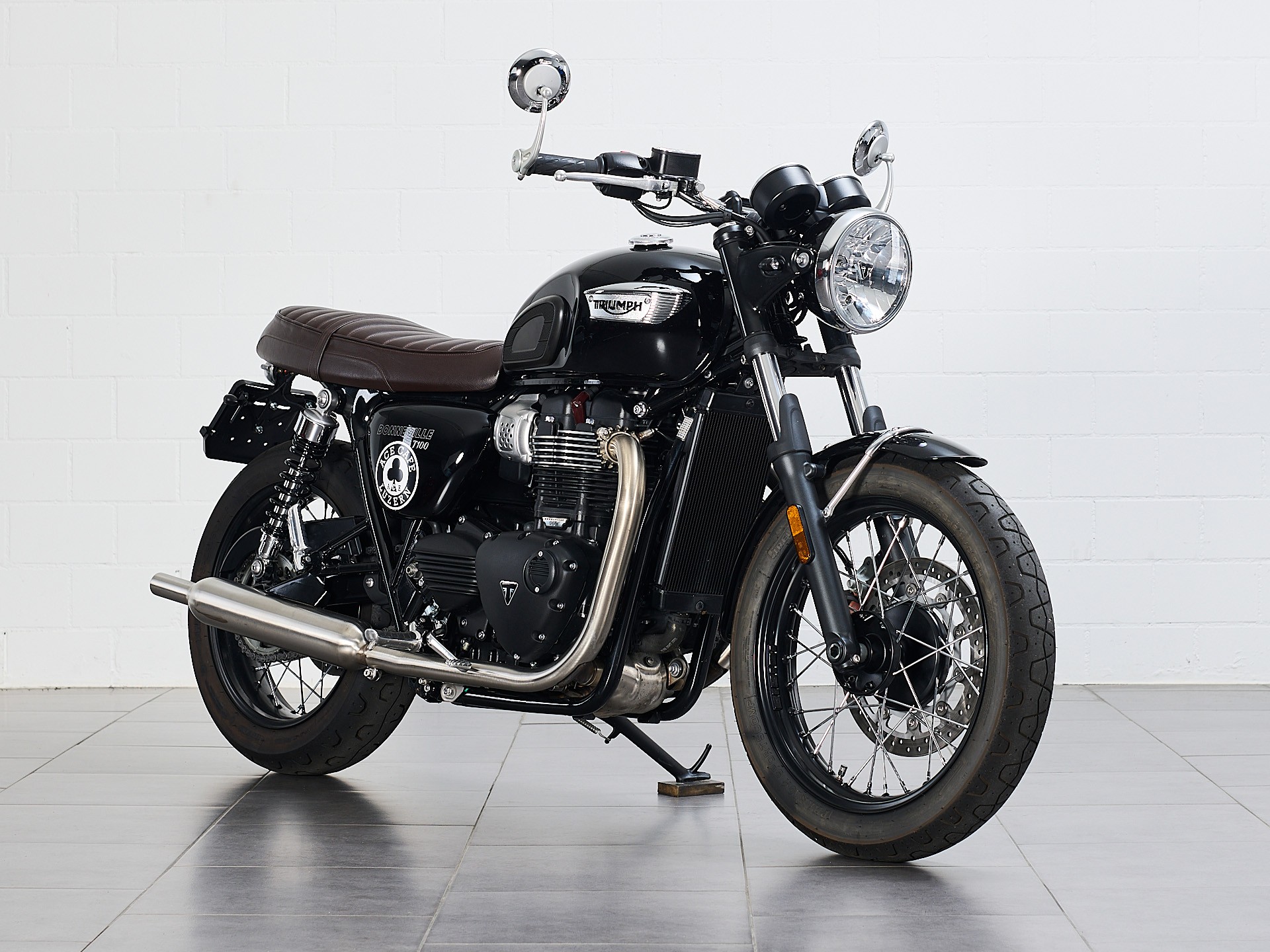 TRIUMPH Bonneville 900 T 100 (35kW)-showroom-element-1