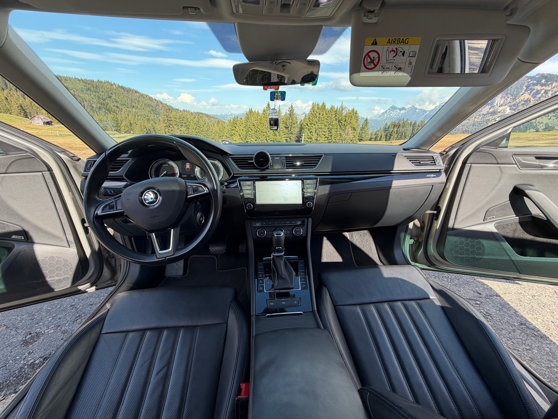 SKODA 2.0 TSI 280 L & K 4x4 DSG-image-1