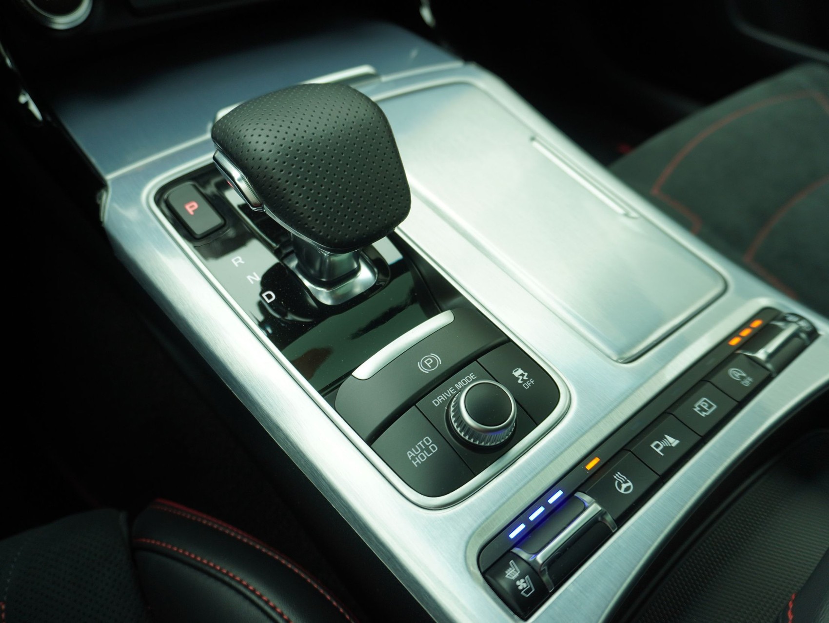 KIA Stinger GT 3.3 T-GDi 4WD-image-16