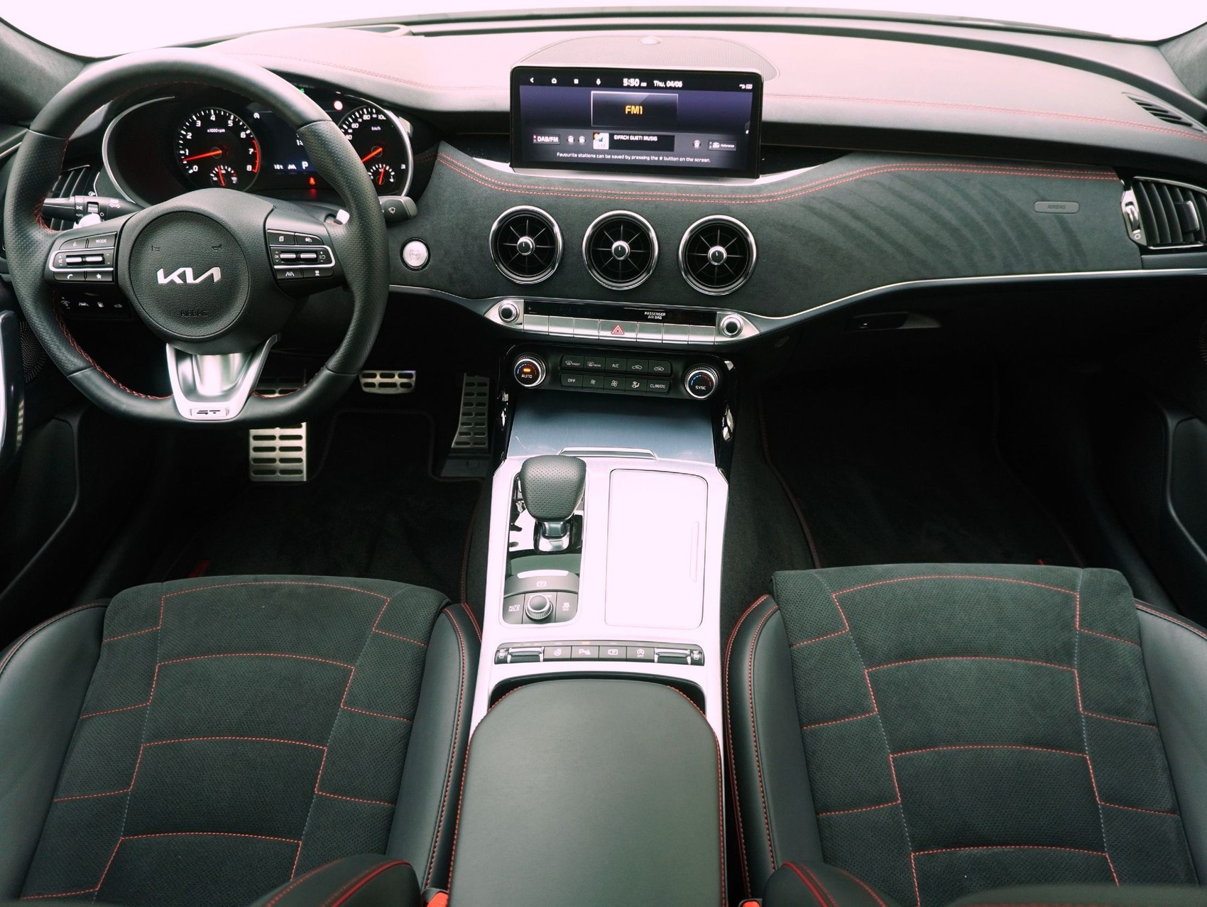 KIA Stinger GT 3.3 T-GDi 4WD-image-13