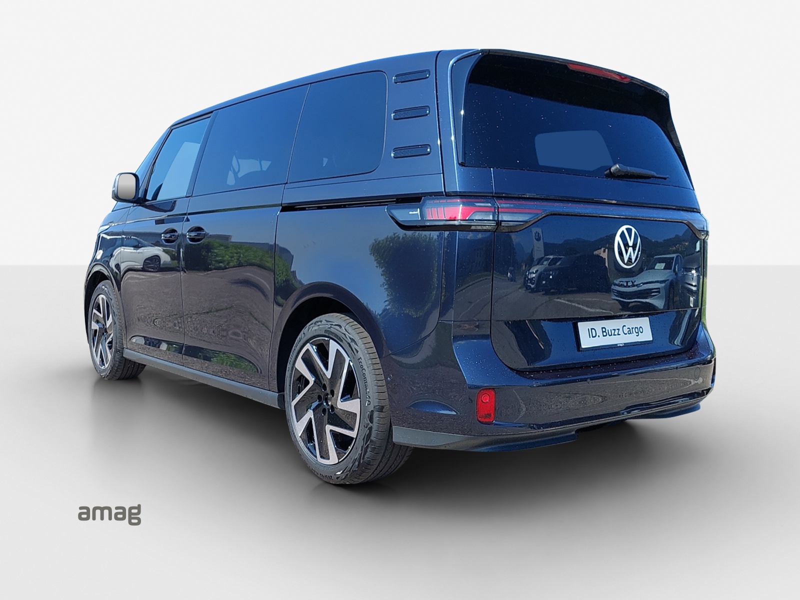VW ID.Buzz NWB GTX 4 Motion-image-2