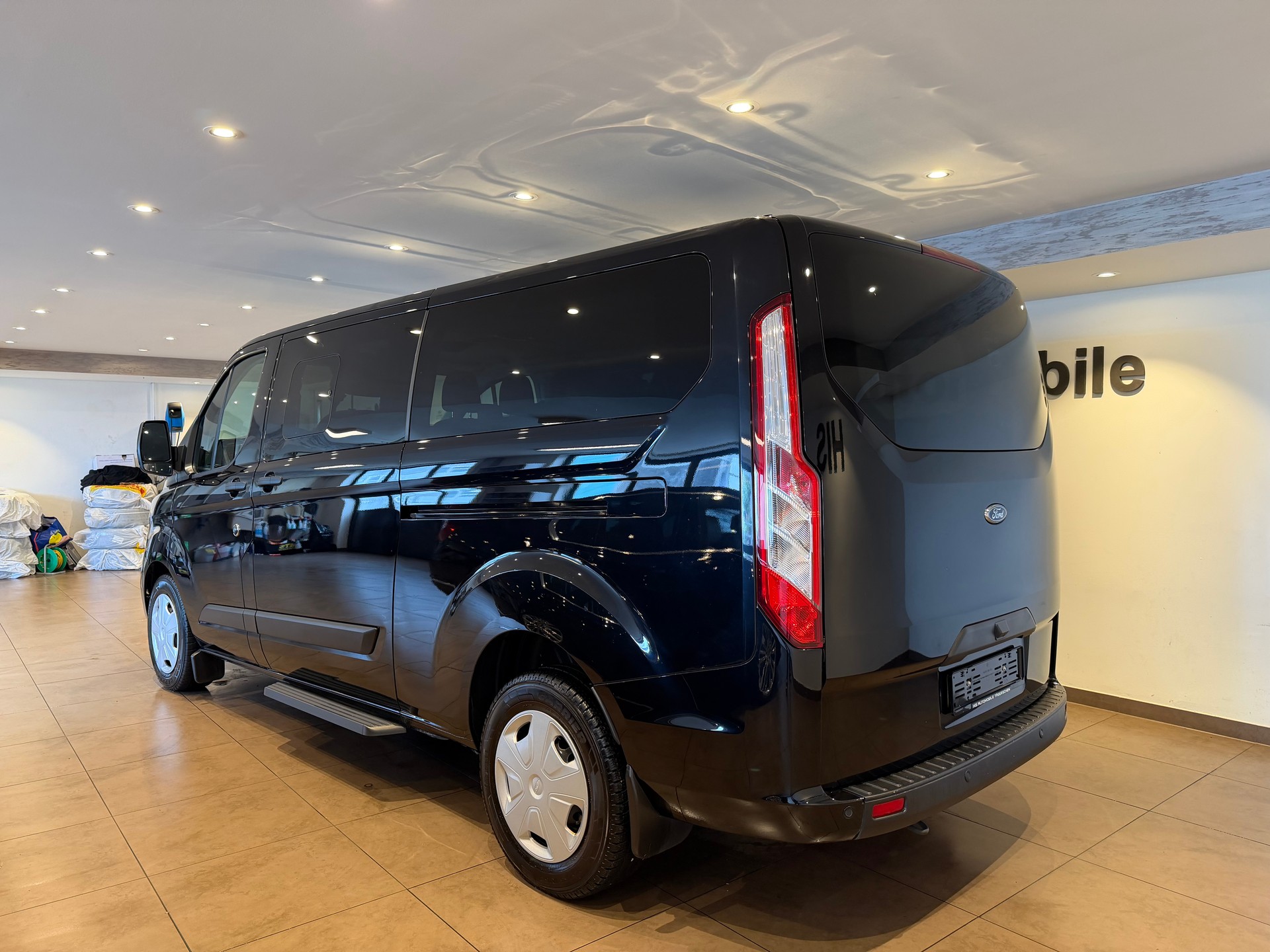 FORD Transit Custombi 320 L2 2.0 TDCi 130 Trend-image-2