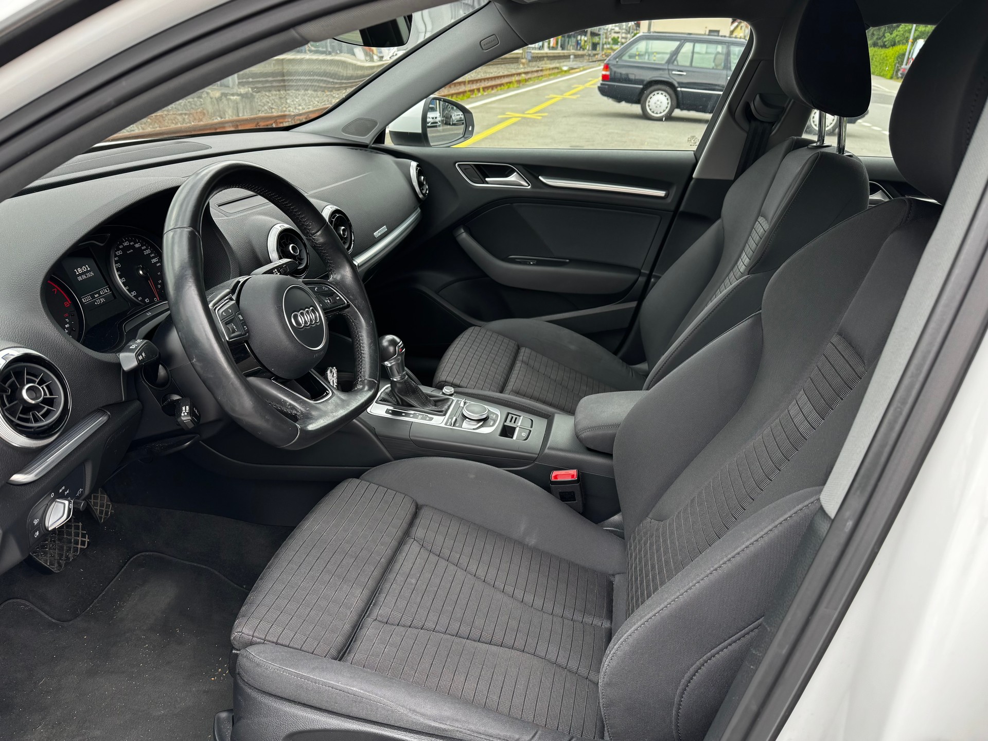 AUDI Sportback 1.4 TFSI-image-4