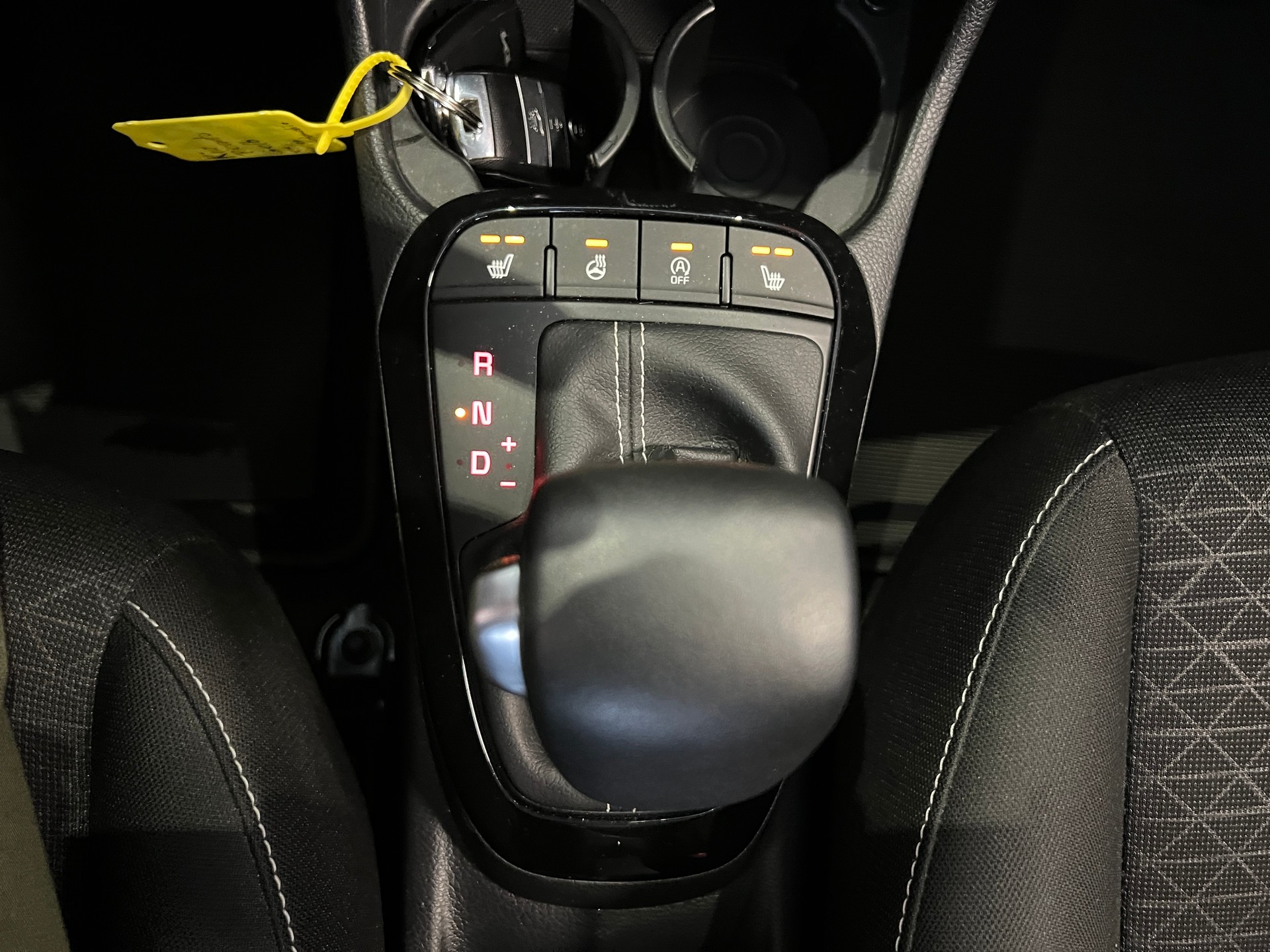 KIA Picanto 1.2 CVVT Style AMT-image-17
