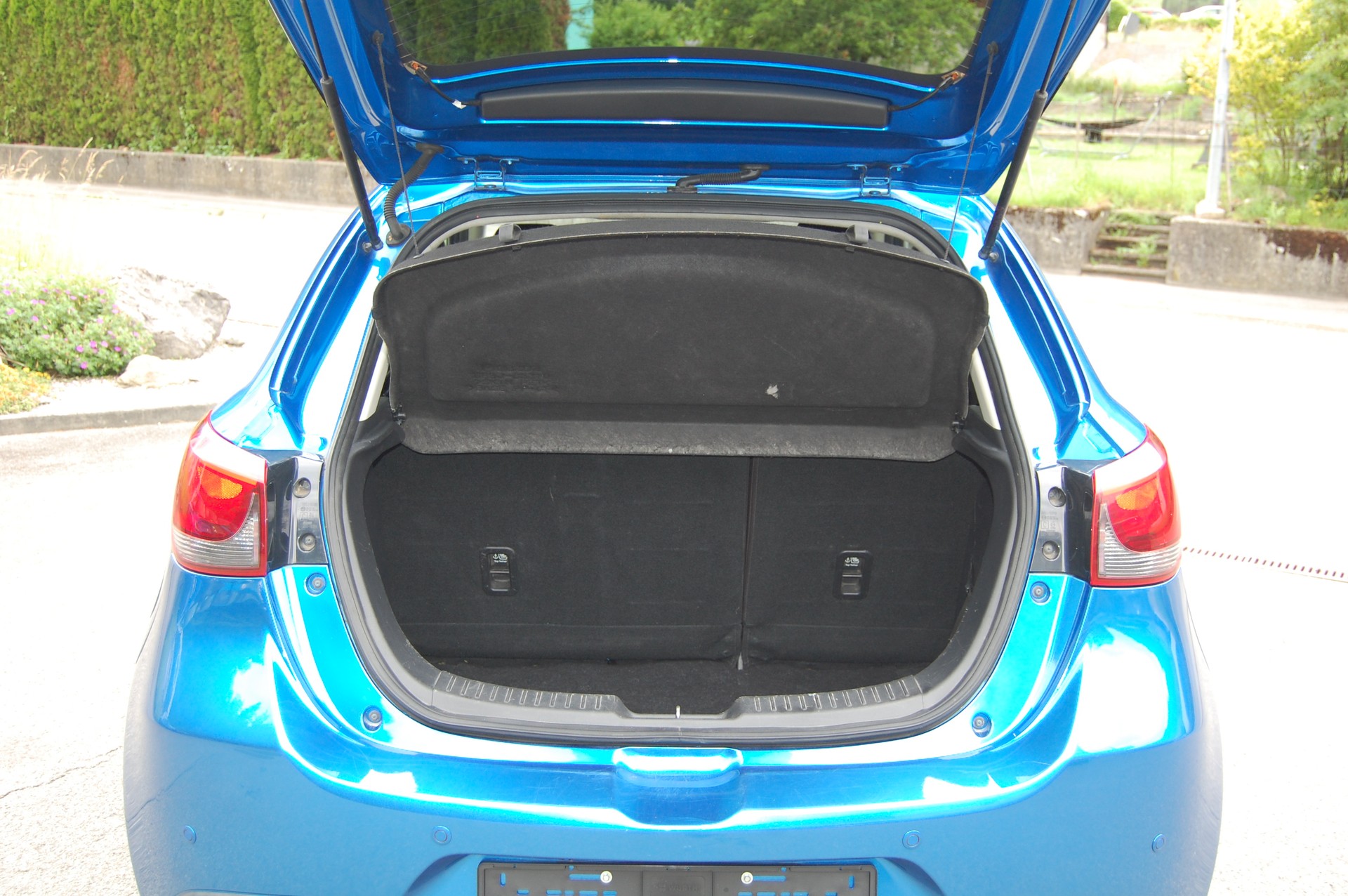 MAZDA 2 1.5i 16V Skyactiv-G Revolution-image-7