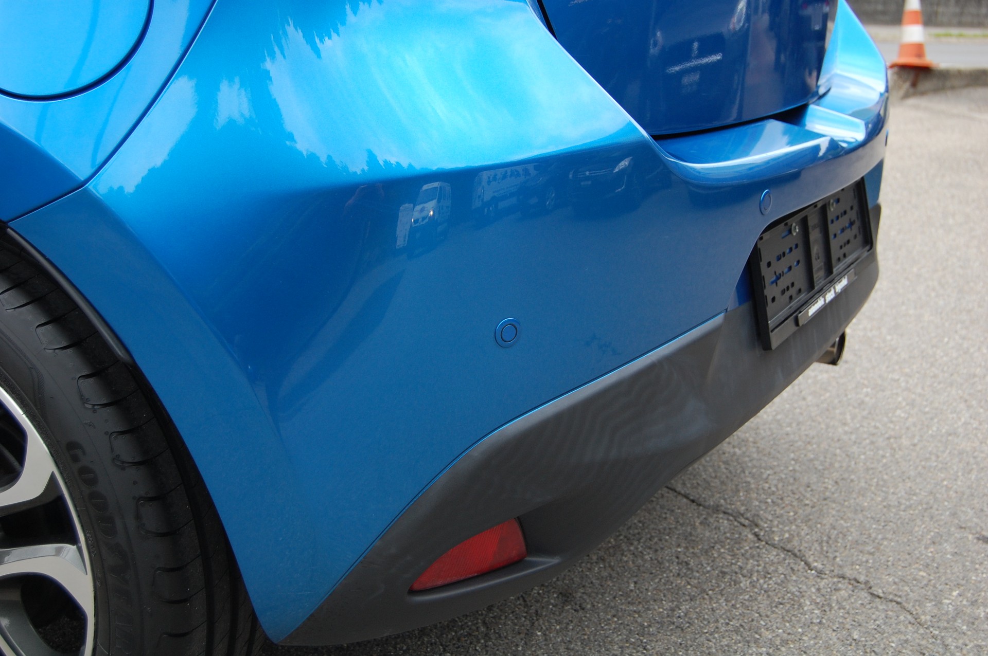 MAZDA 2 1.5i 16V Skyactiv-G Revolution-image-16