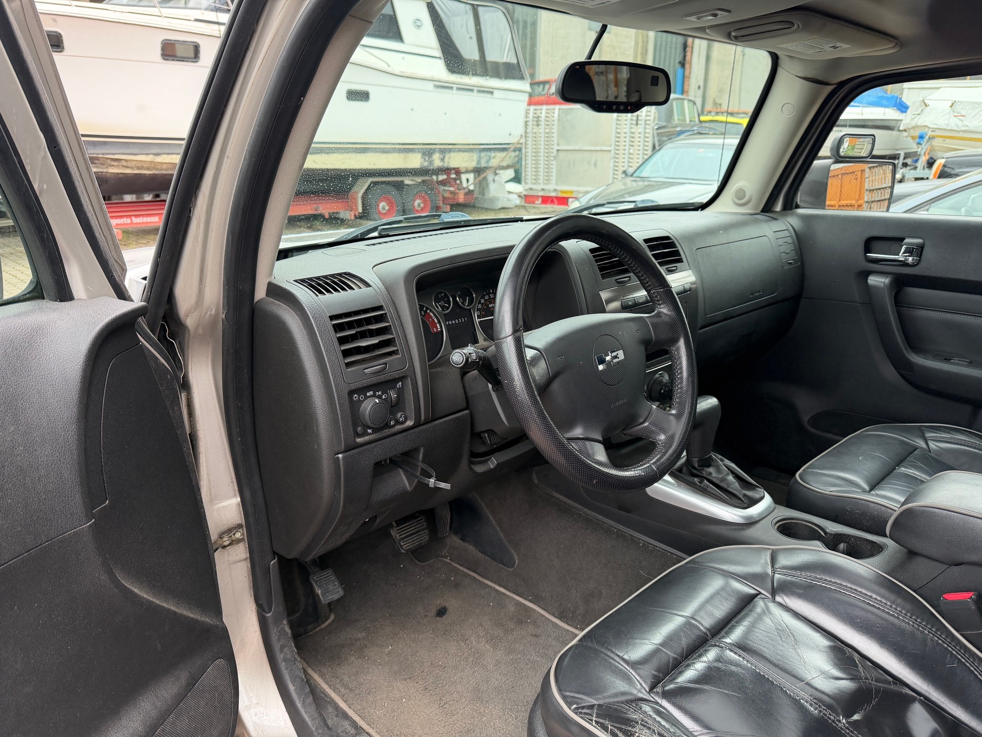 HUMMER H3 3.5 Luxury-image-3