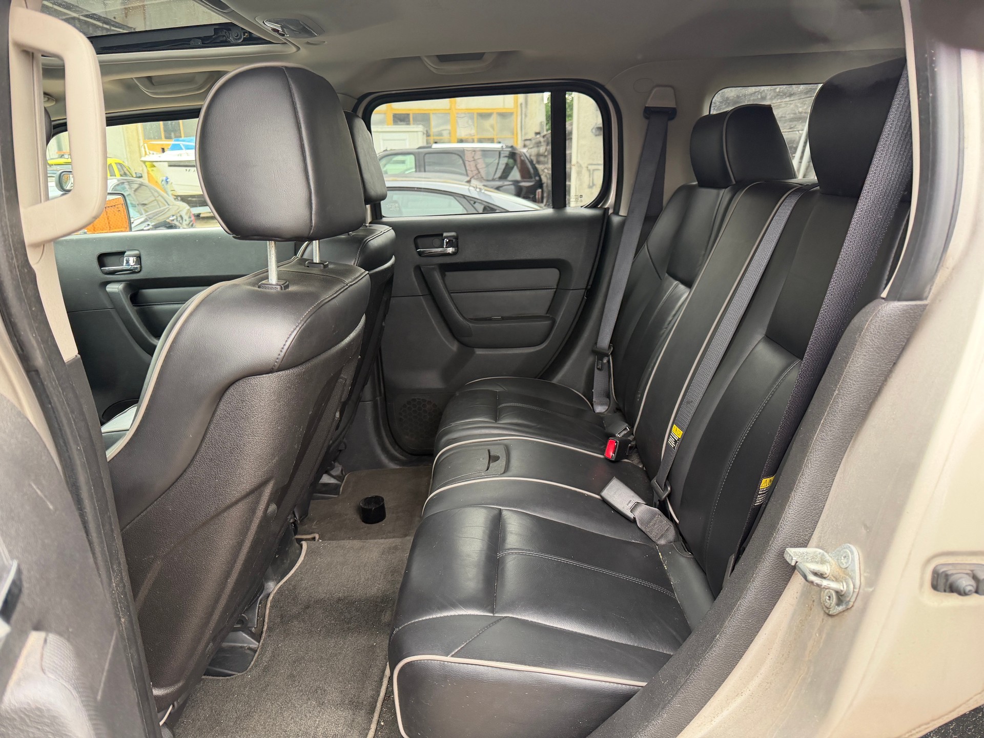 HUMMER H3 3.5 Luxury-image-6