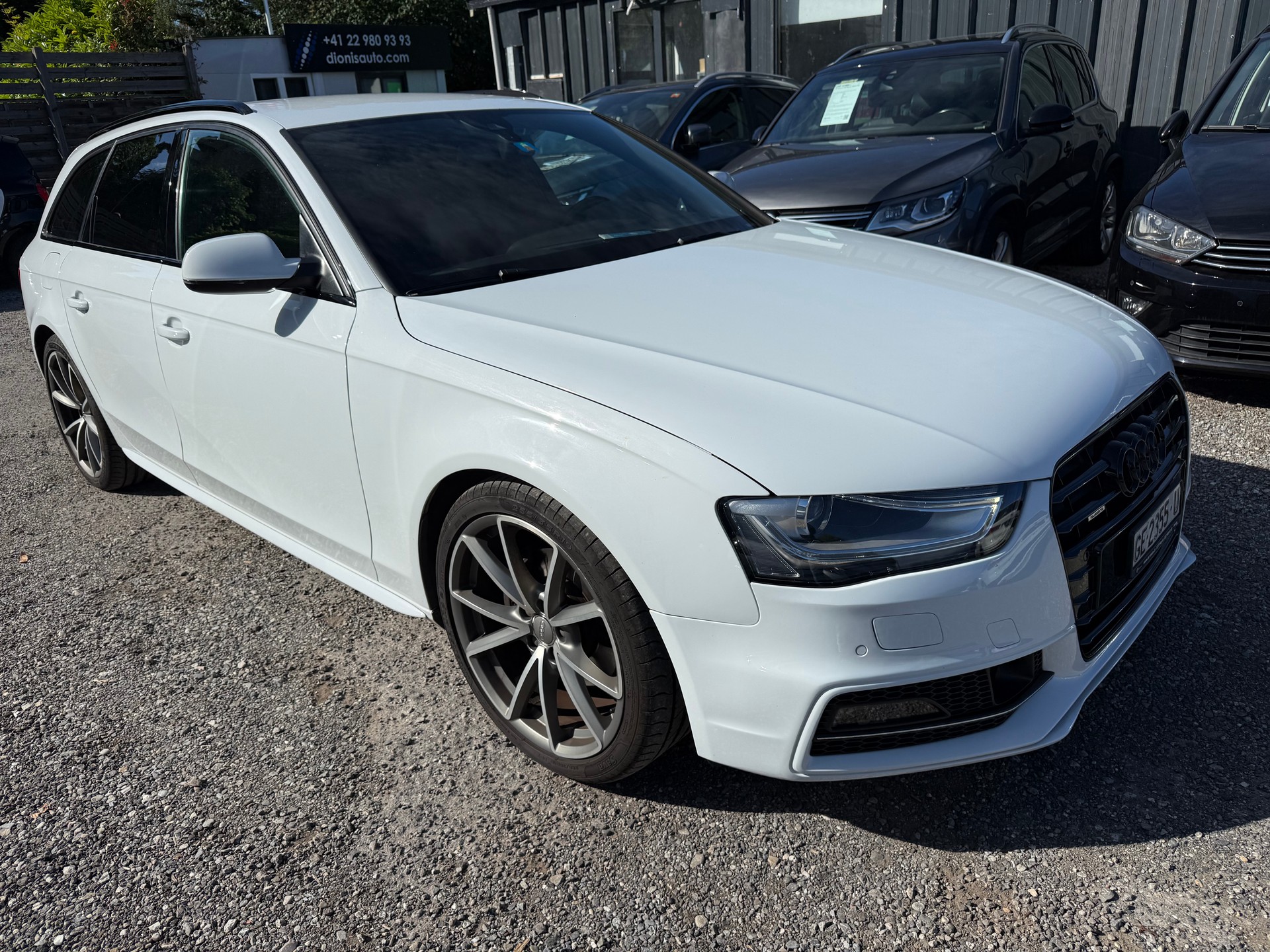AUDI A4 Avant 2.0 TDI quattro S-tronic-image-1