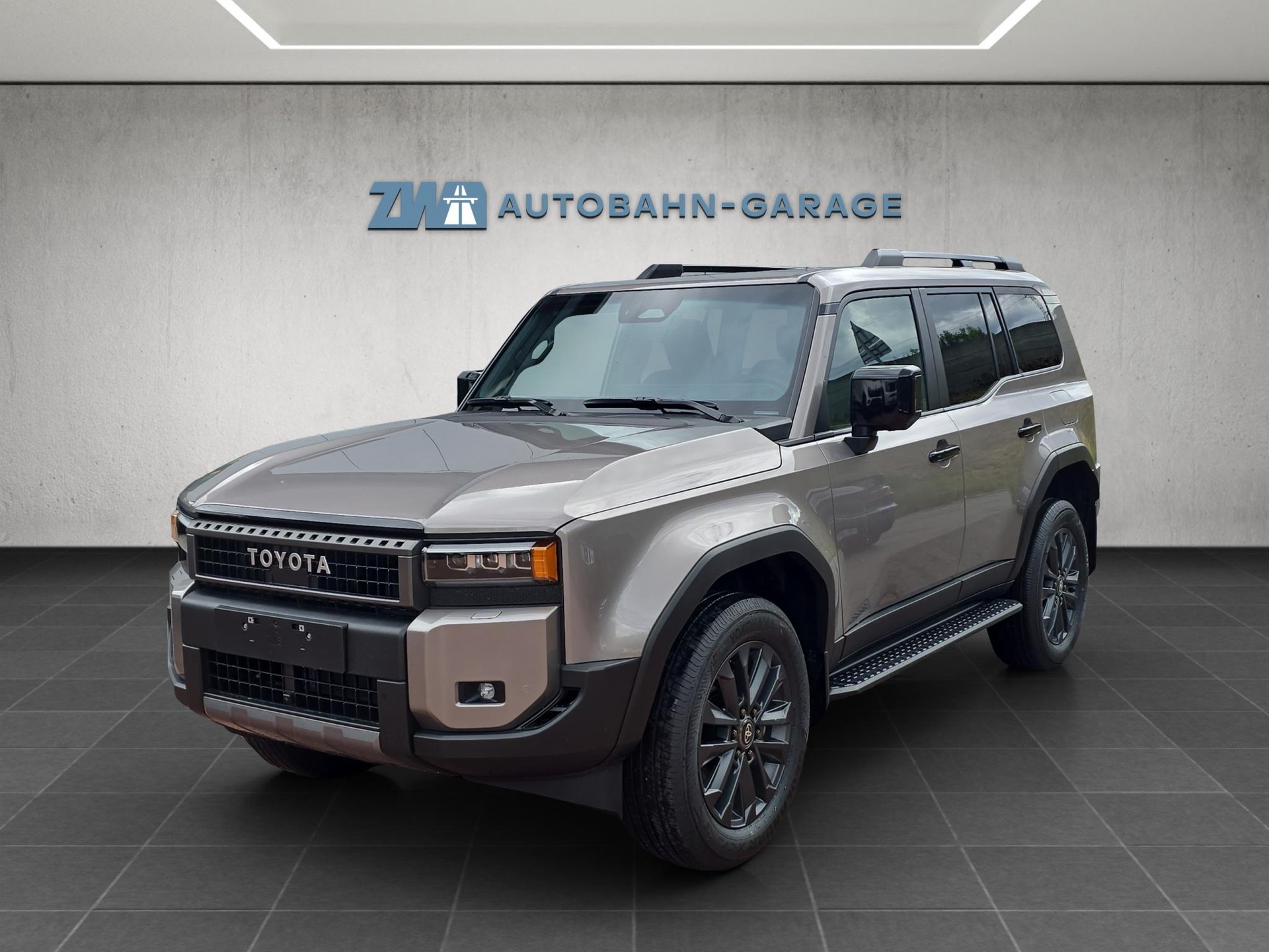 TOYOTA Land Cruiser 2.8 D 48V Invincible-image-0