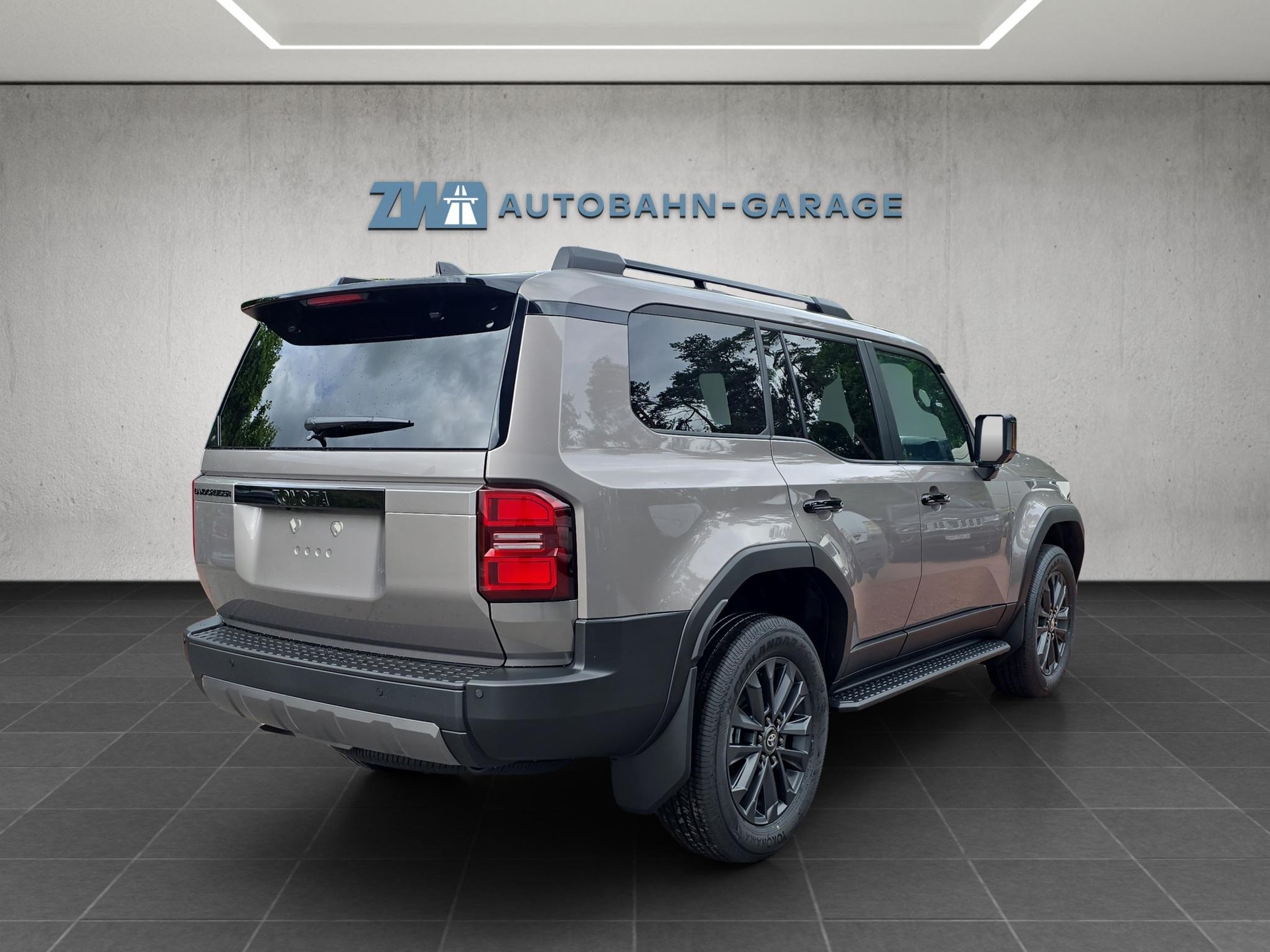 TOYOTA Land Cruiser 2.8 D 48V Invincible-image-4