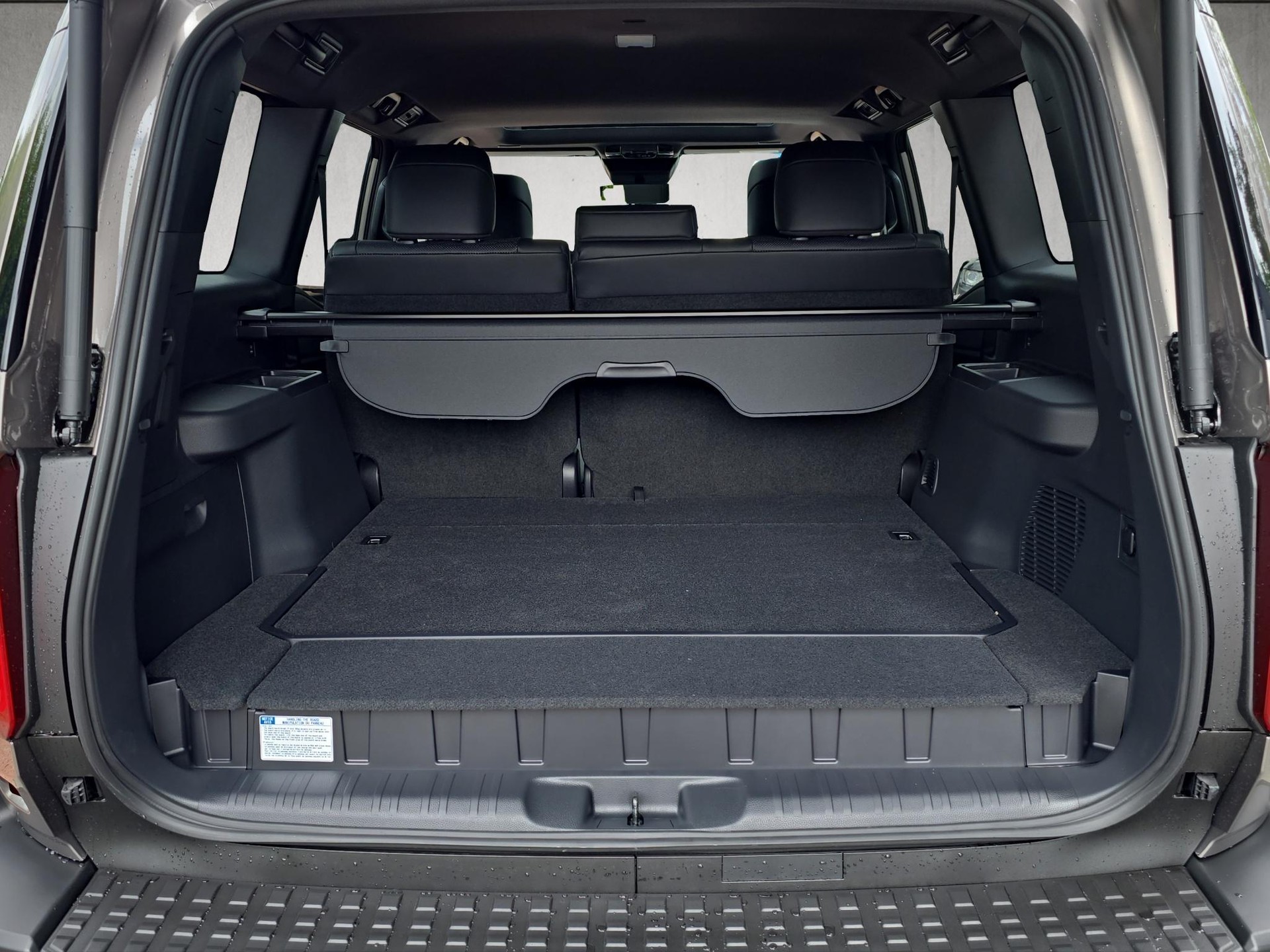 TOYOTA Land Cruiser 2.8 D 48V Invincible-image-12