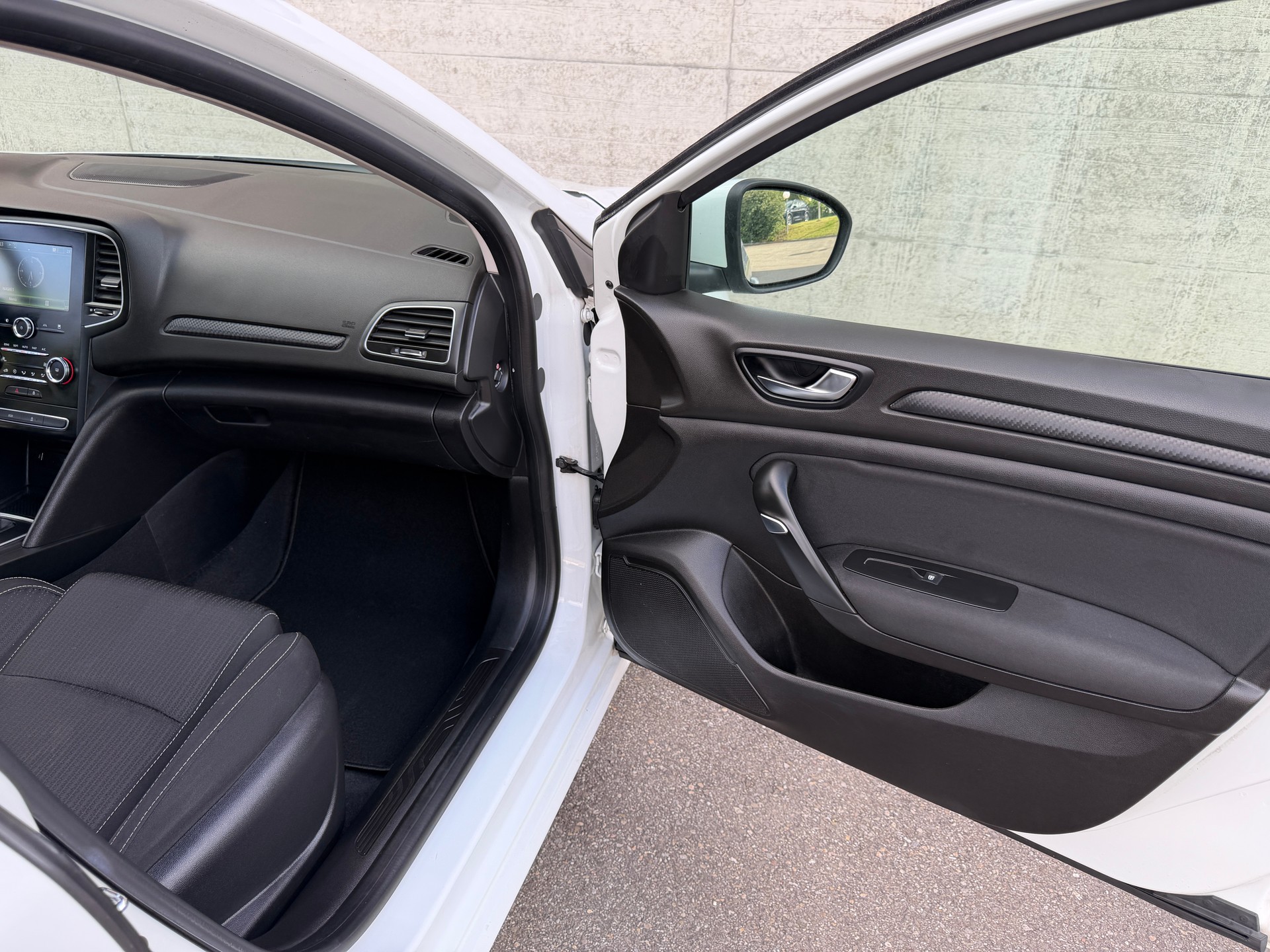 RENAULT Mégane Grandtour 1.5 dCi Business EDC 116PS-image-9