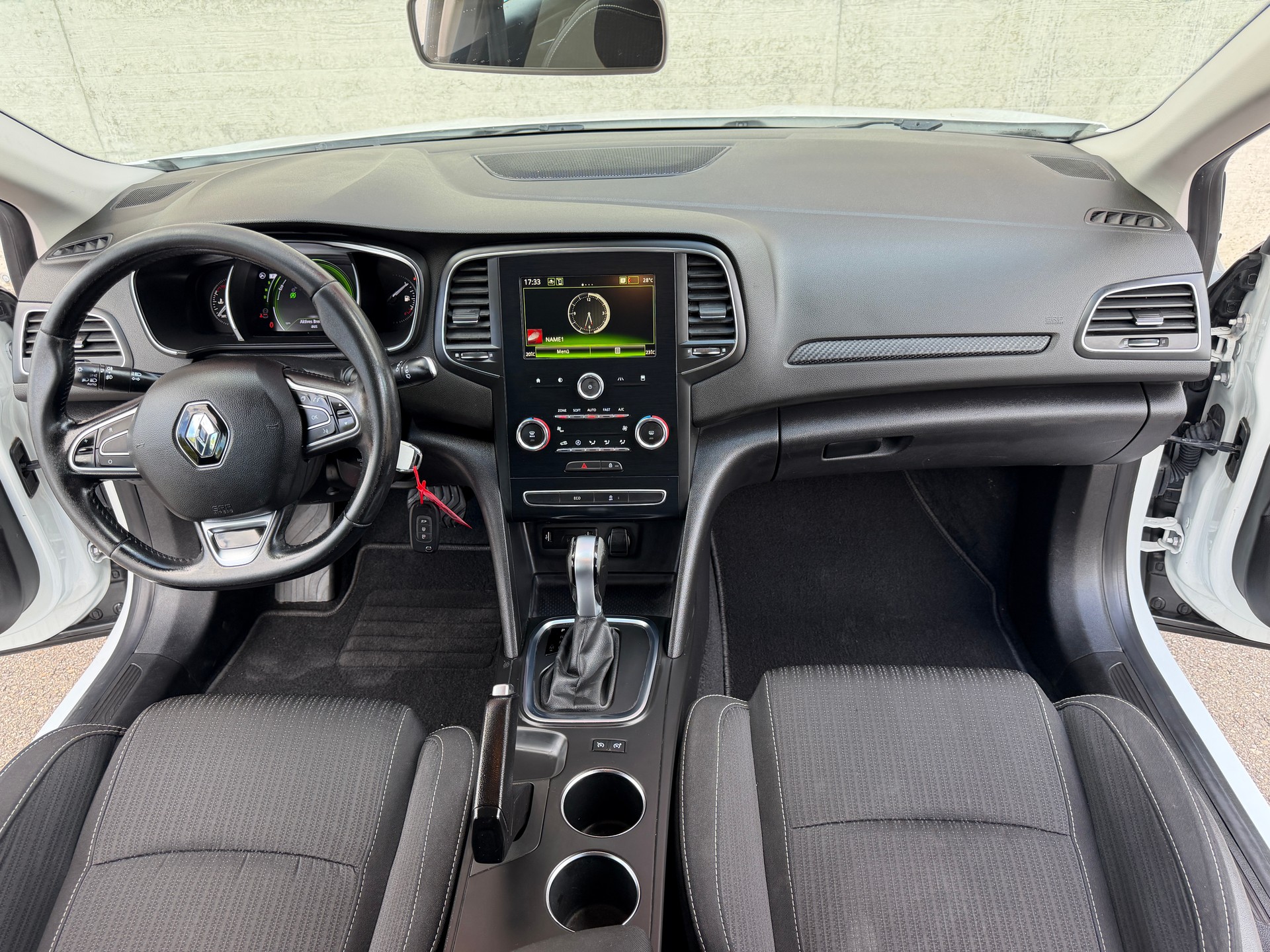 RENAULT Mégane Grandtour 1.5 dCi Business EDC 116PS-image-11