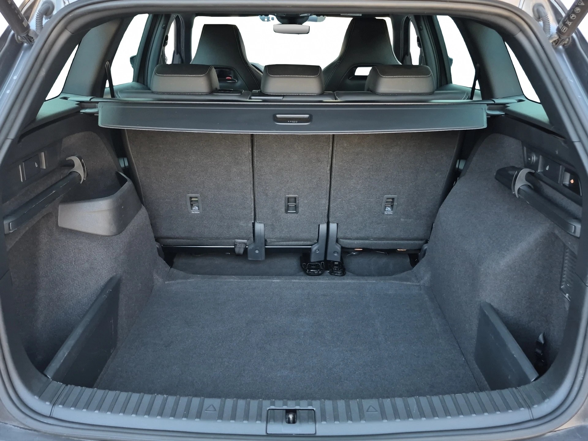 SKODA Kodiaq 2.0 TDI CR SportLine 4x4 DSG *Anhängerkupplung*-image-12