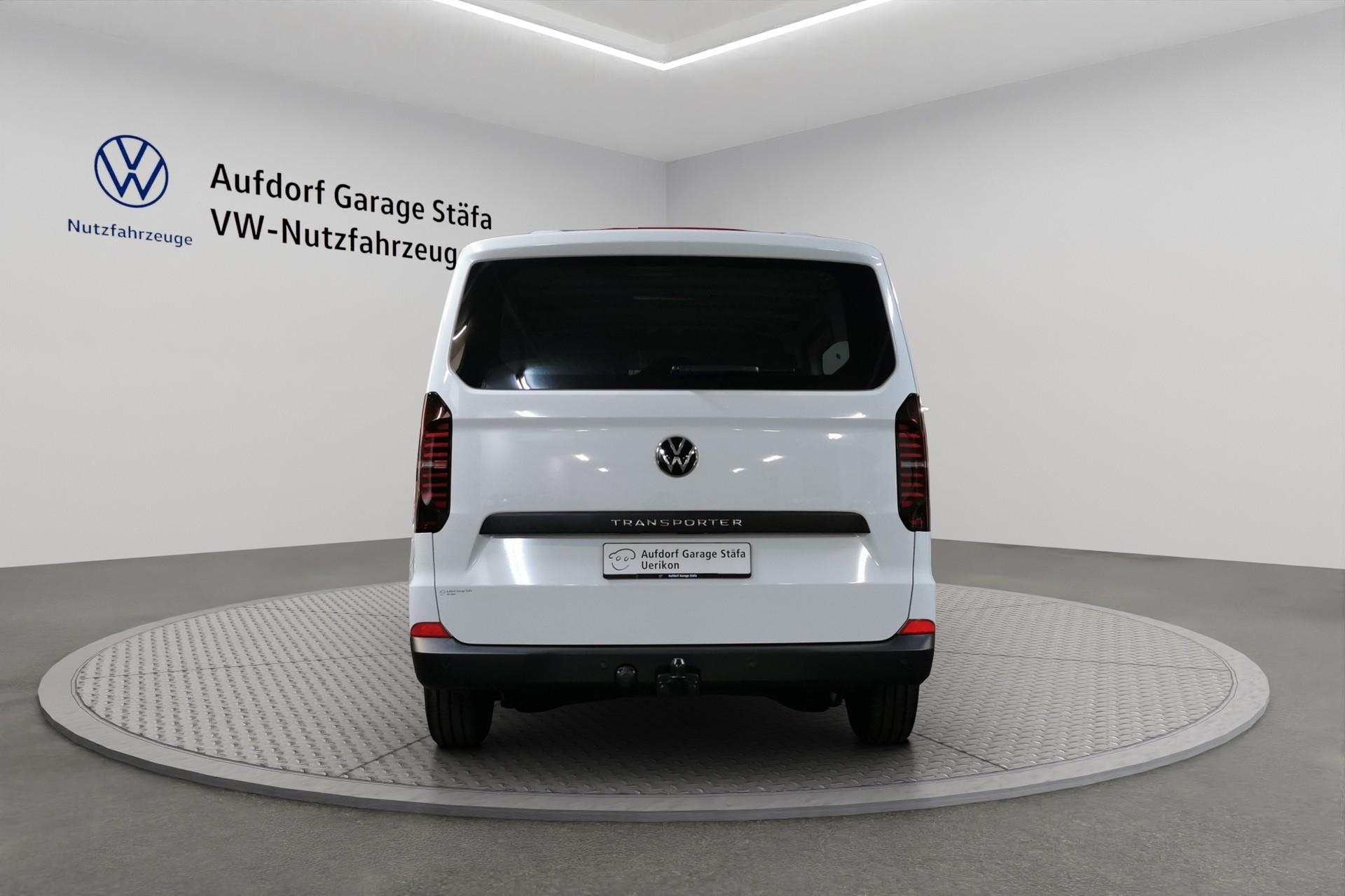 VW Transporter 2.0 TDI-image-3