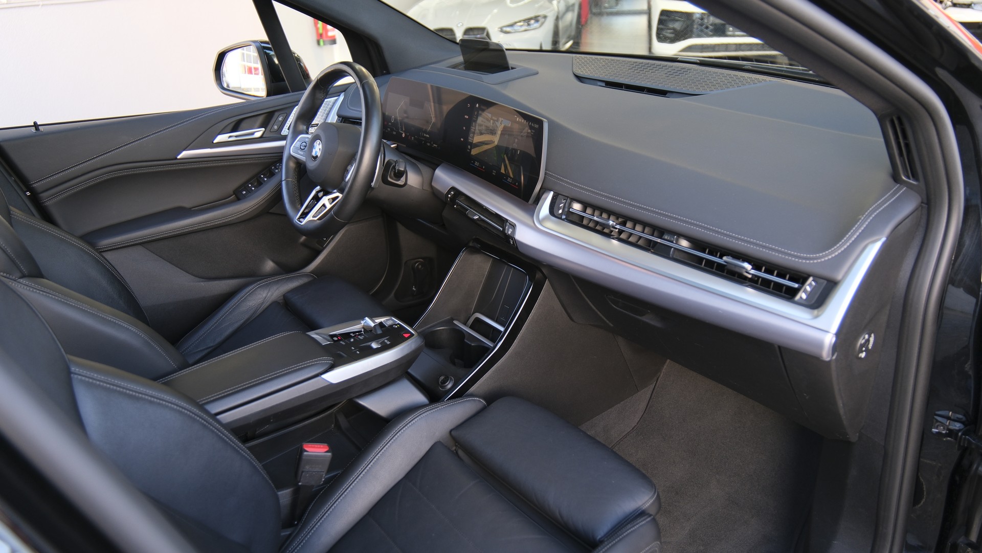 BMW 223i Active Tourer M Sport DKG-image-11