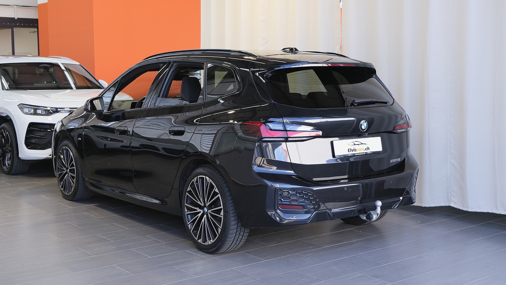 BMW 223i Active Tourer M Sport DKG-image-9