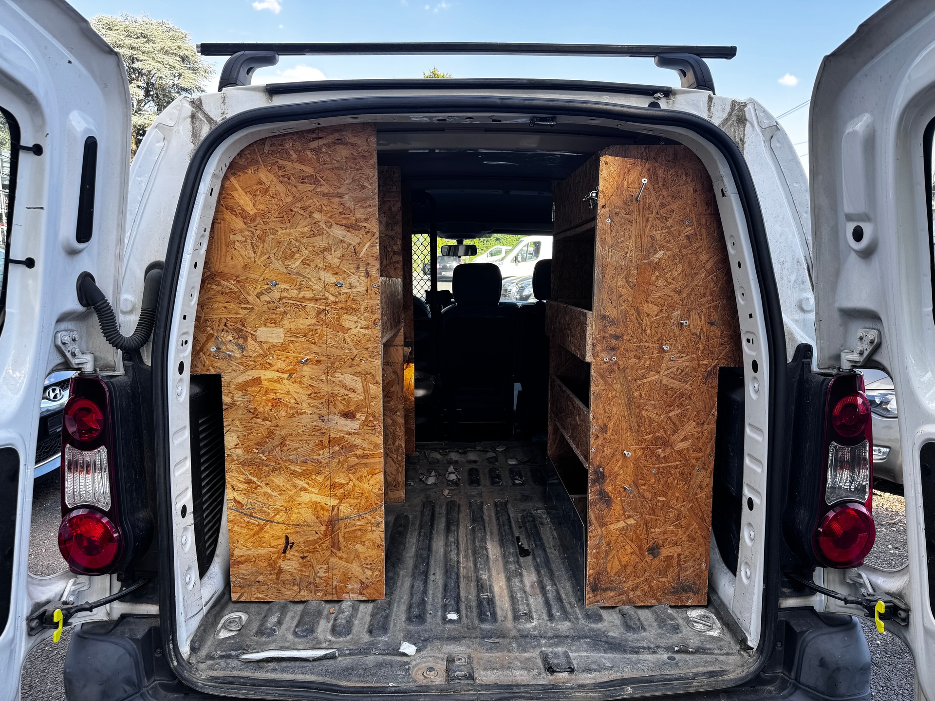 CITROEN Berlingo 1.6 BlueHDi 100 S&S Business-image-6