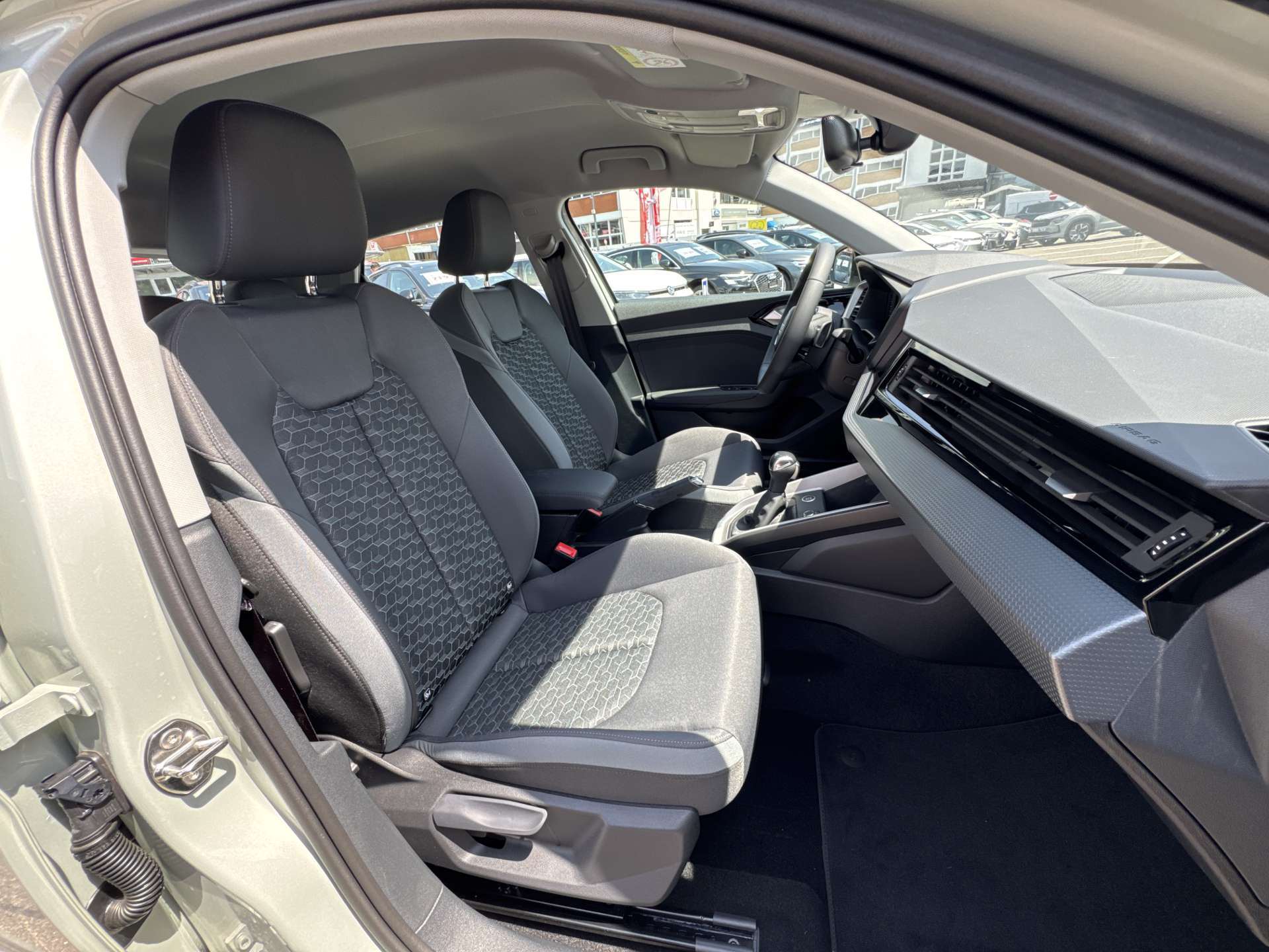 AUDI A1 Sportback 30 TFSi S-Line S-Tronic Automat-image-11