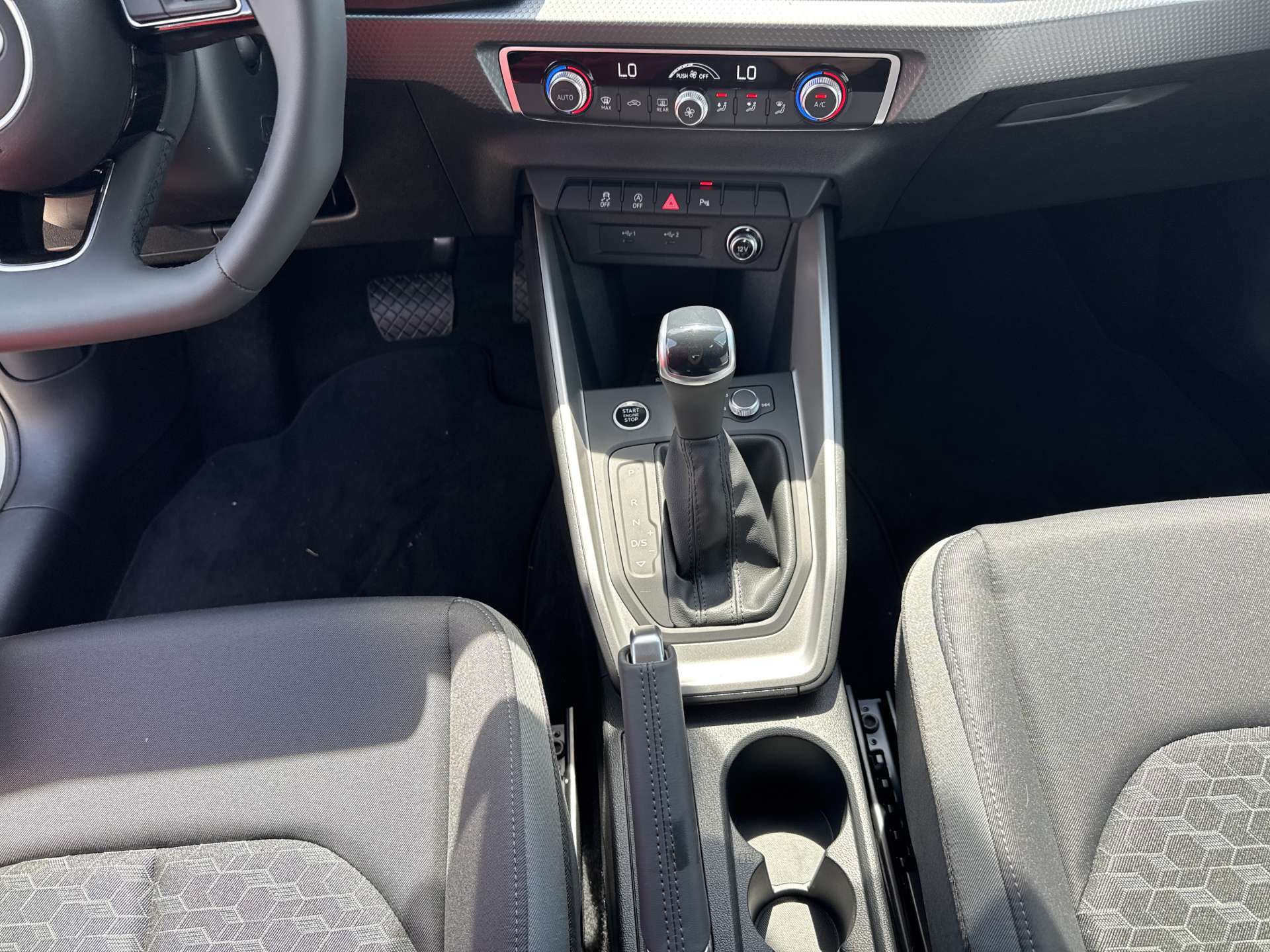 AUDI A1 Sportback 30 TFSi S-Line S-Tronic Automat-image-10