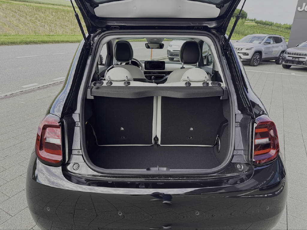 FIAT 500 1.0 Hybrid La Prima-image-2